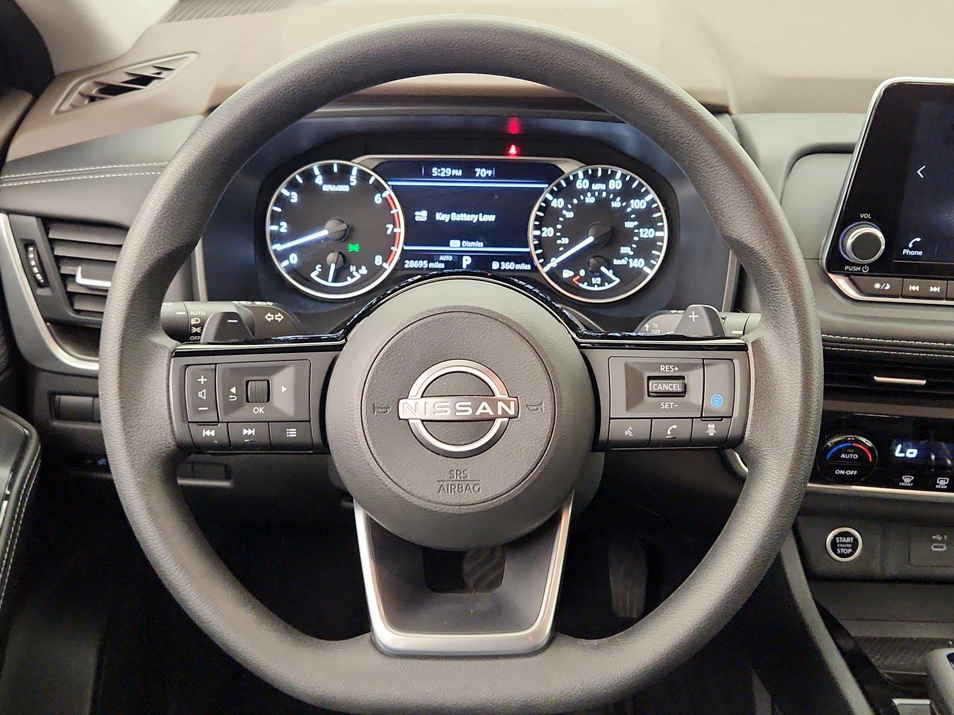 Thumbnail: 2023 Nissan Rogue - 10