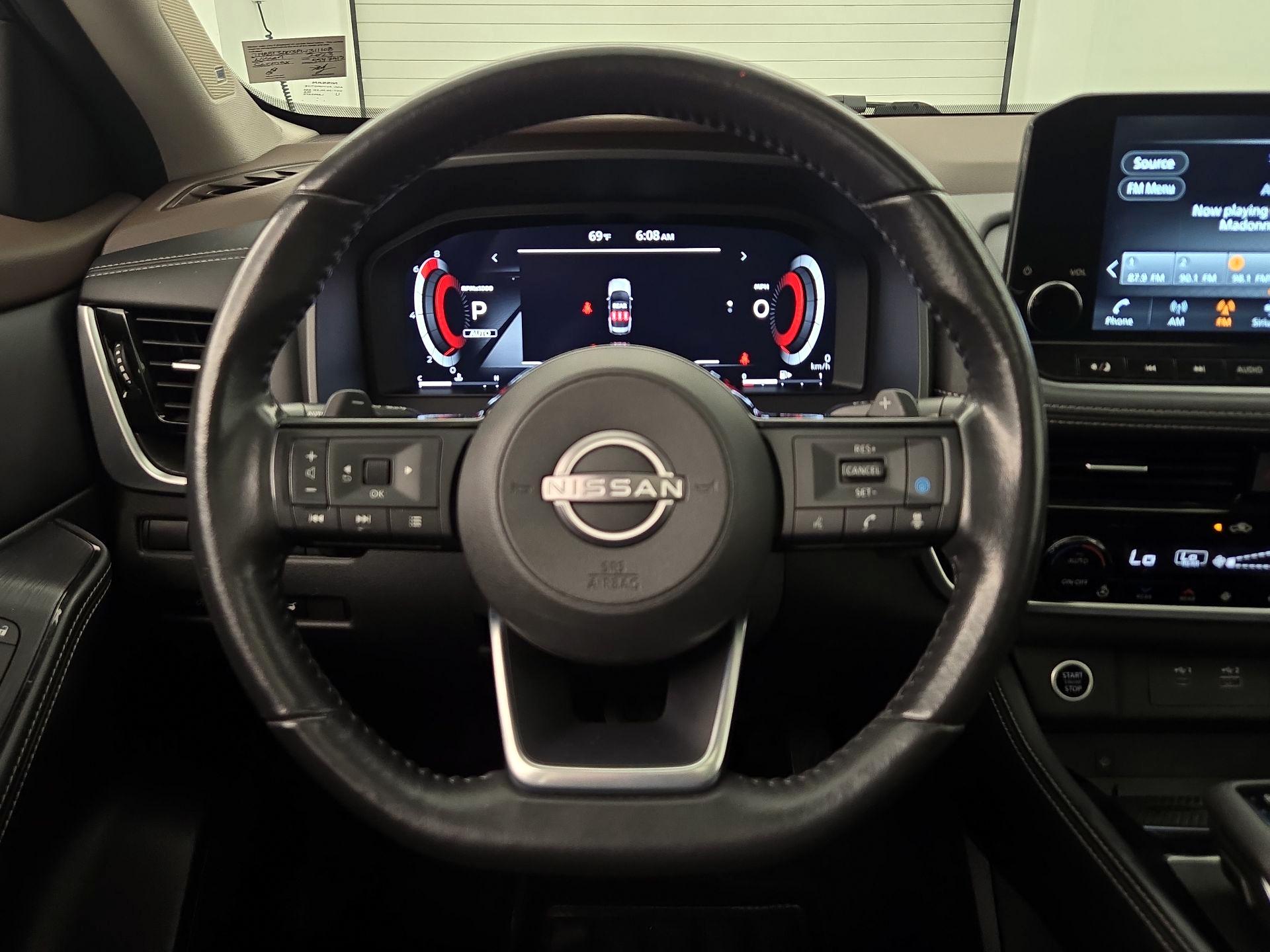 Thumbnail: 2023 Nissan Rogue - 10