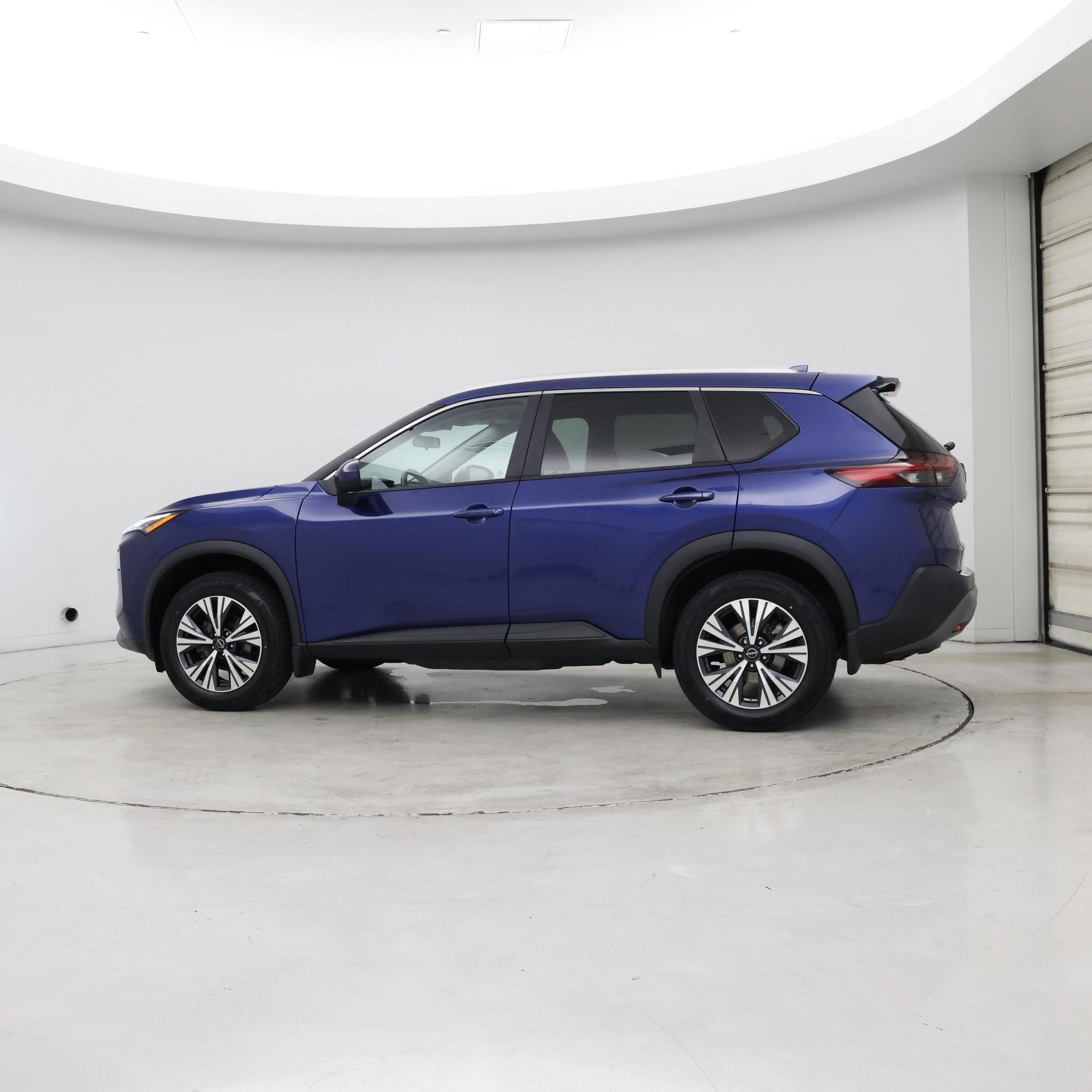 Thumbnail: 2023 Nissan Rogue - 3