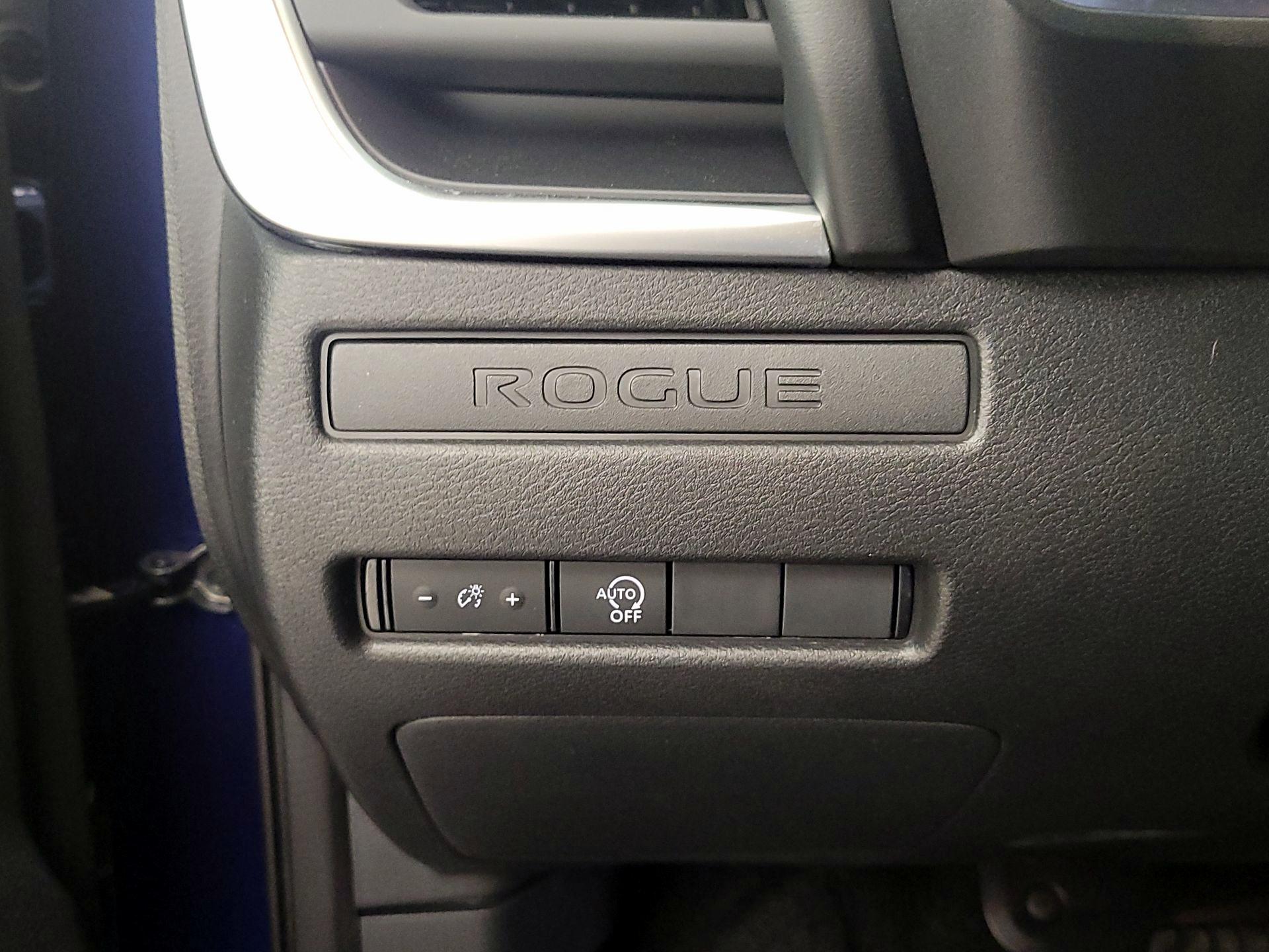 Thumbnail: 2023 Nissan Rogue - 13