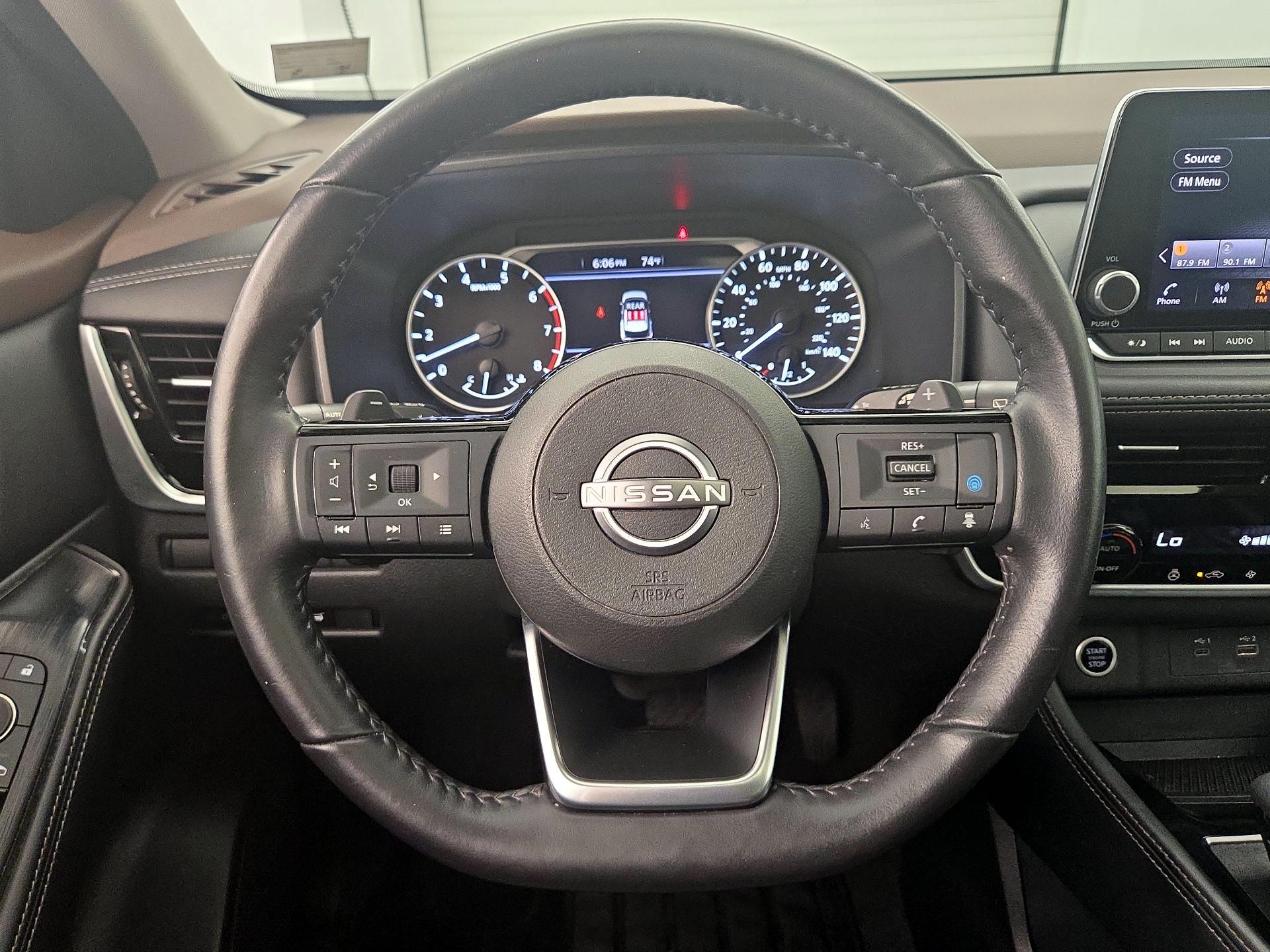 Thumbnail: 2023 Nissan Rogue - 10