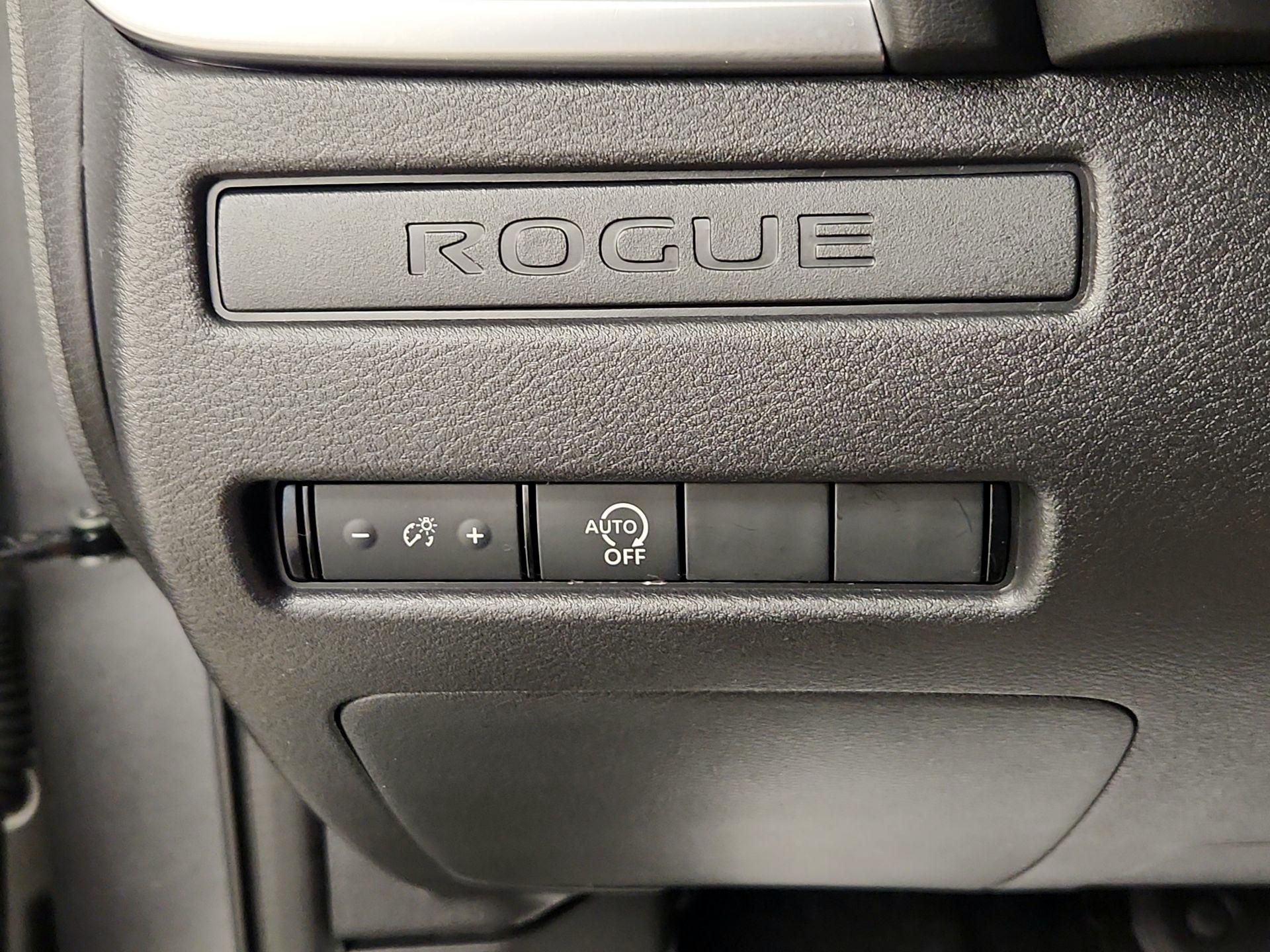 Thumbnail: 2023 Nissan Rogue - 13