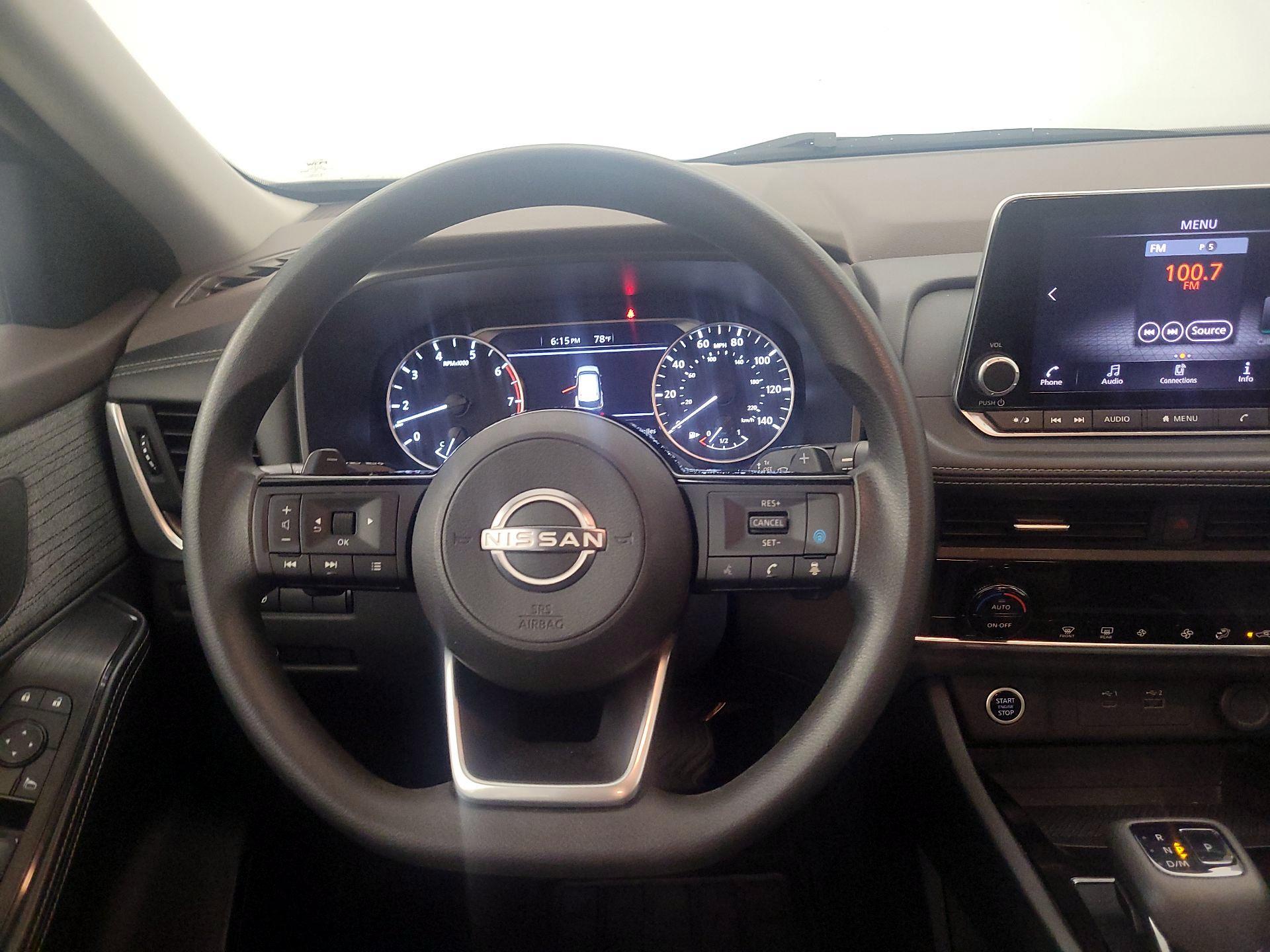 Thumbnail: 2023 Nissan Rogue - 10