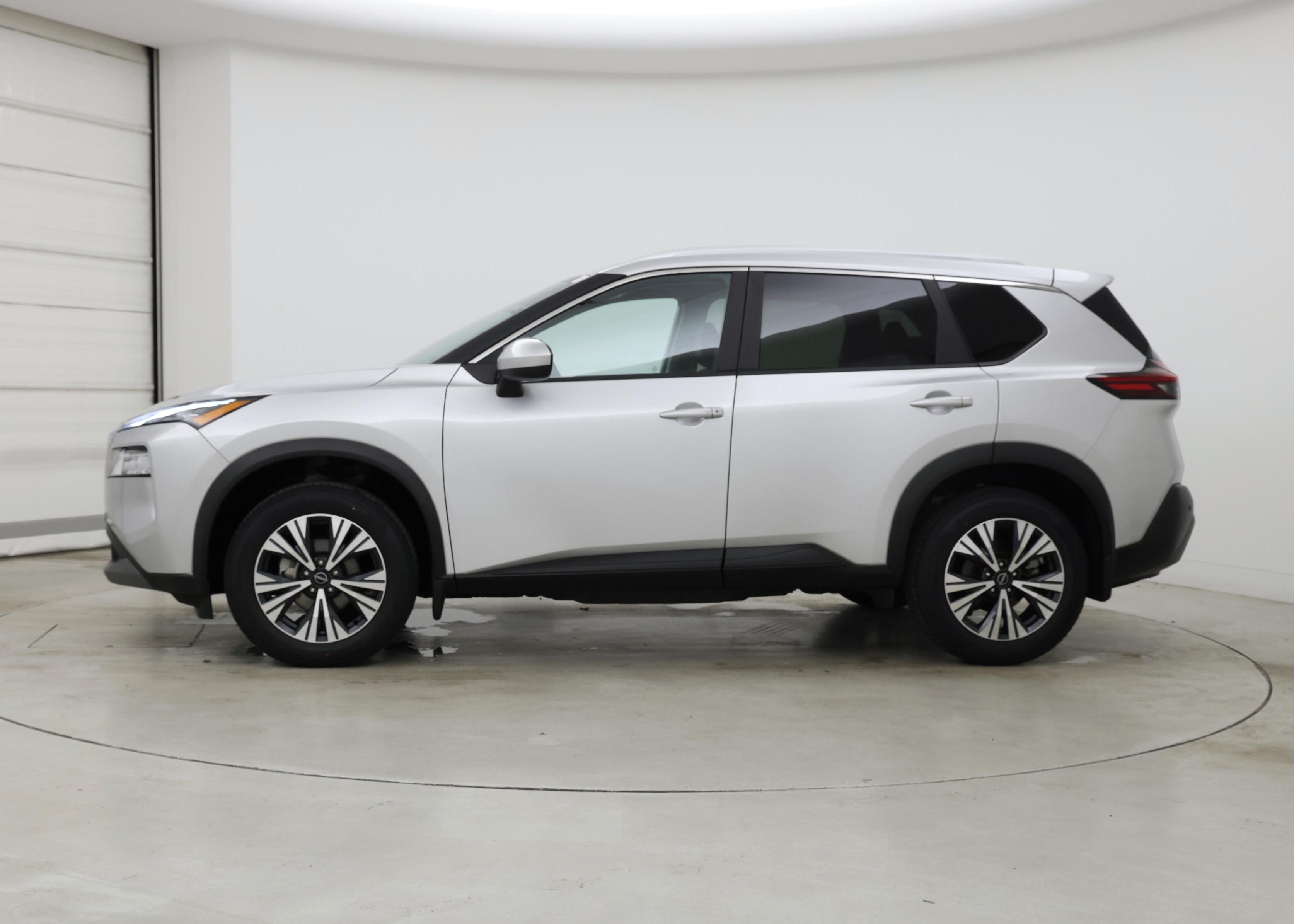 Thumbnail: 2023 Nissan Rogue - 3