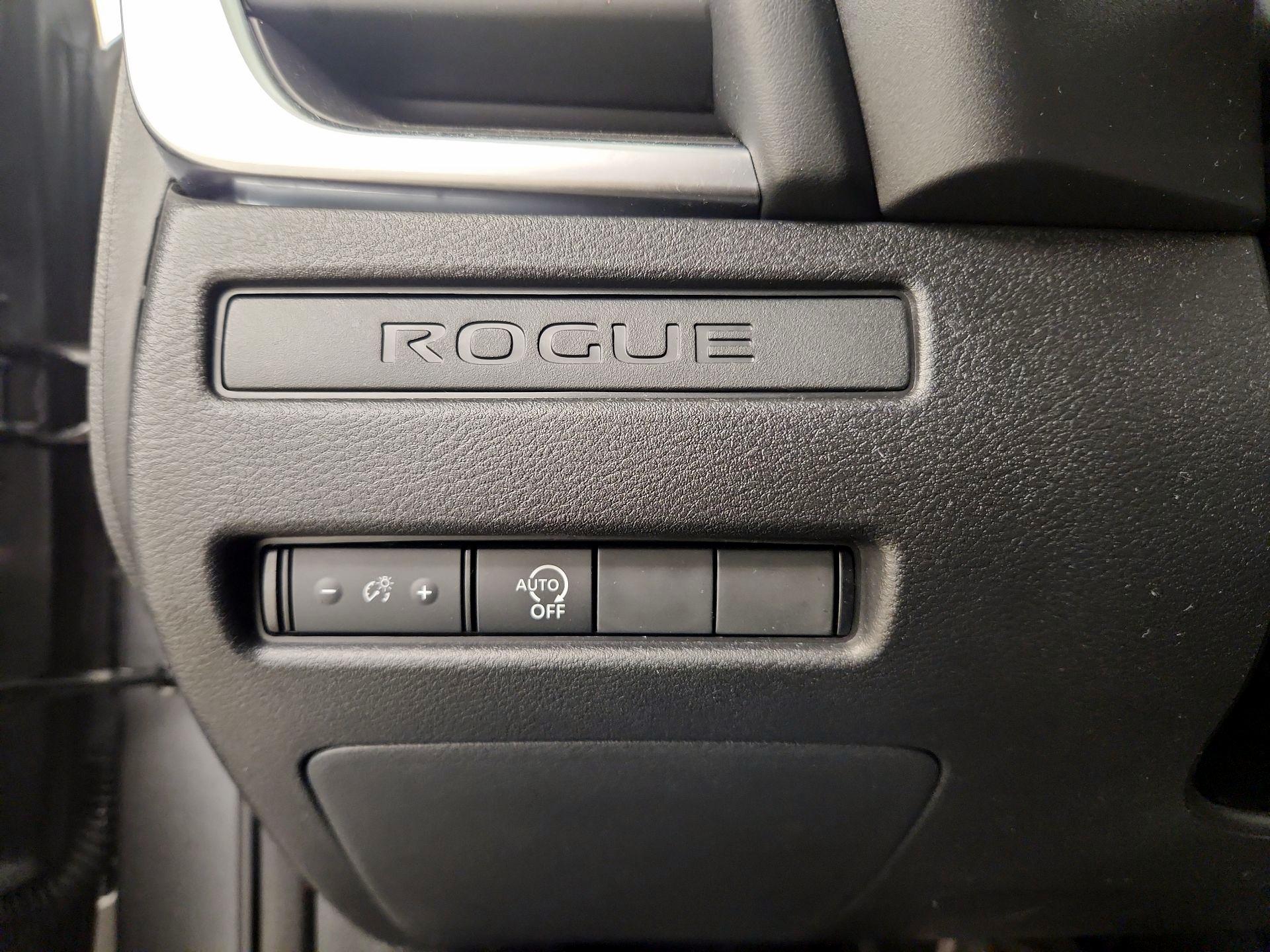 Thumbnail: 2023 Nissan Rogue - 13