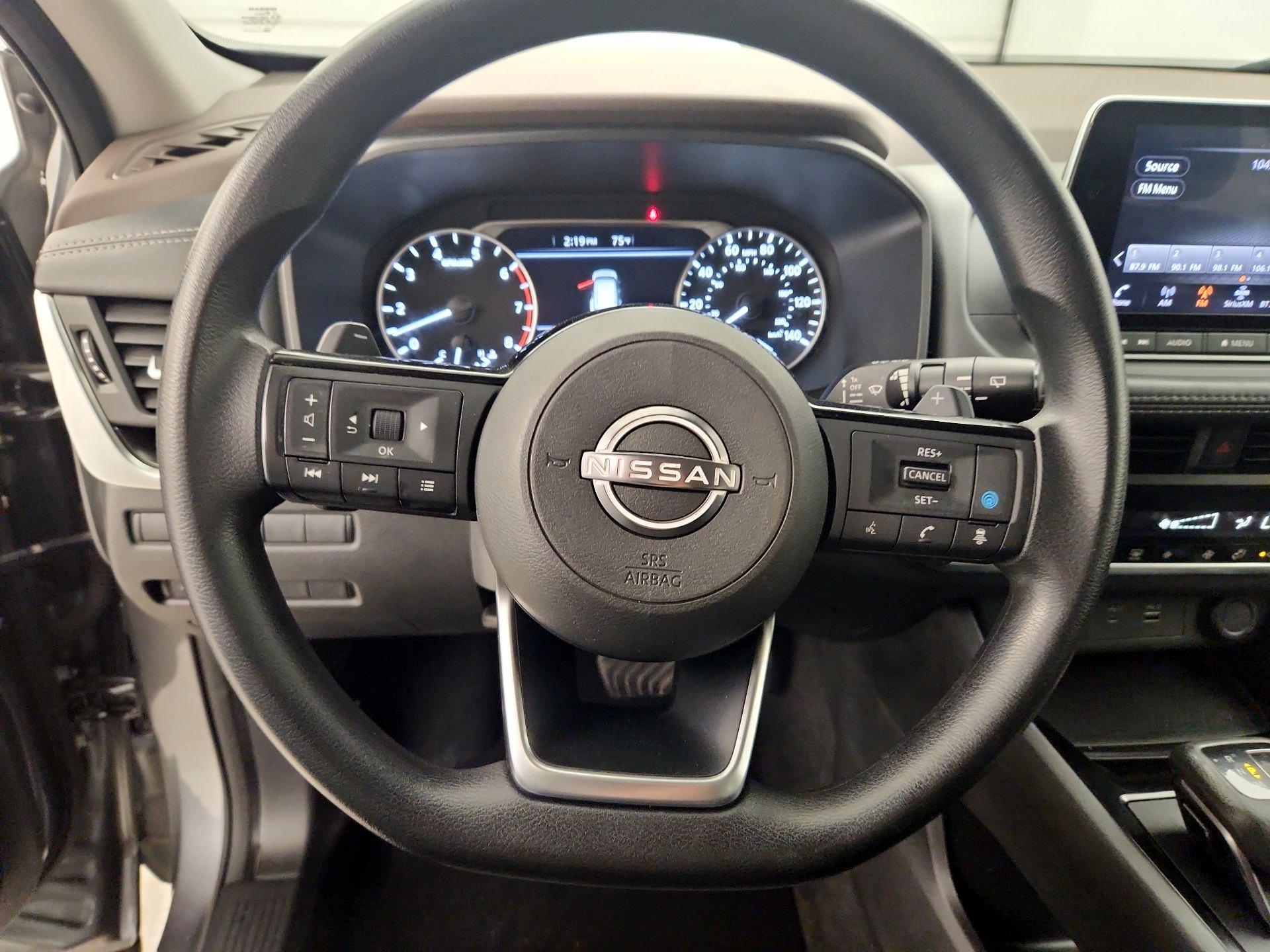 Thumbnail: 2023 Nissan Rogue - 10