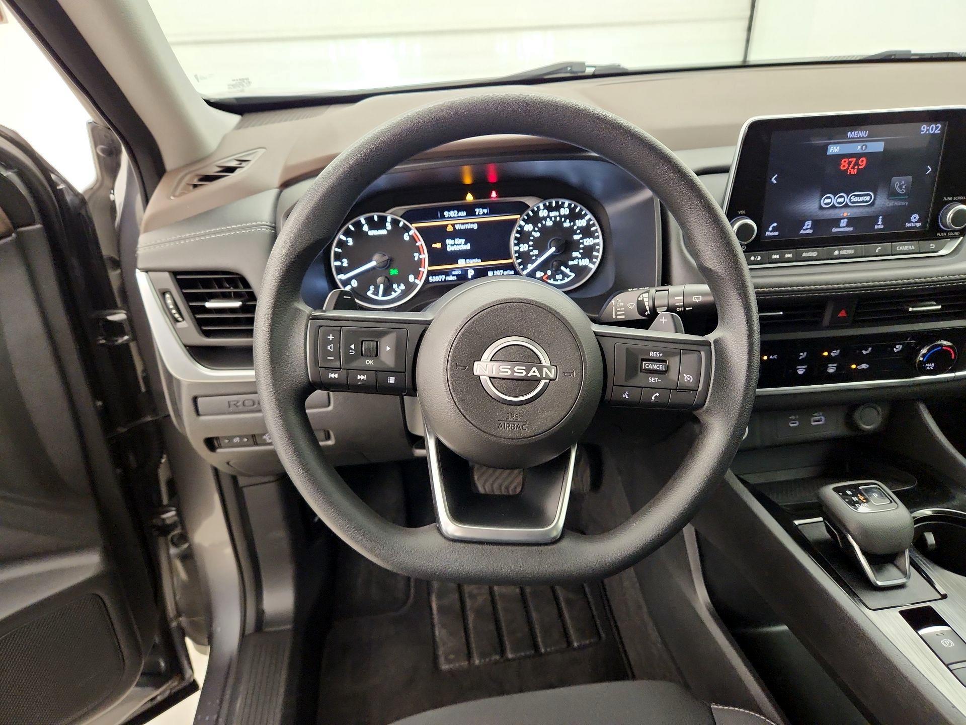 Thumbnail: 2023 Nissan Rogue - 10