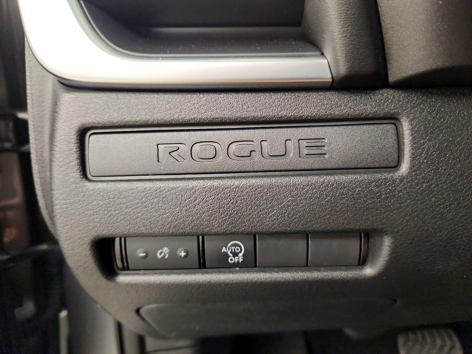 Thumbnail: 2023 Nissan Rogue - 13