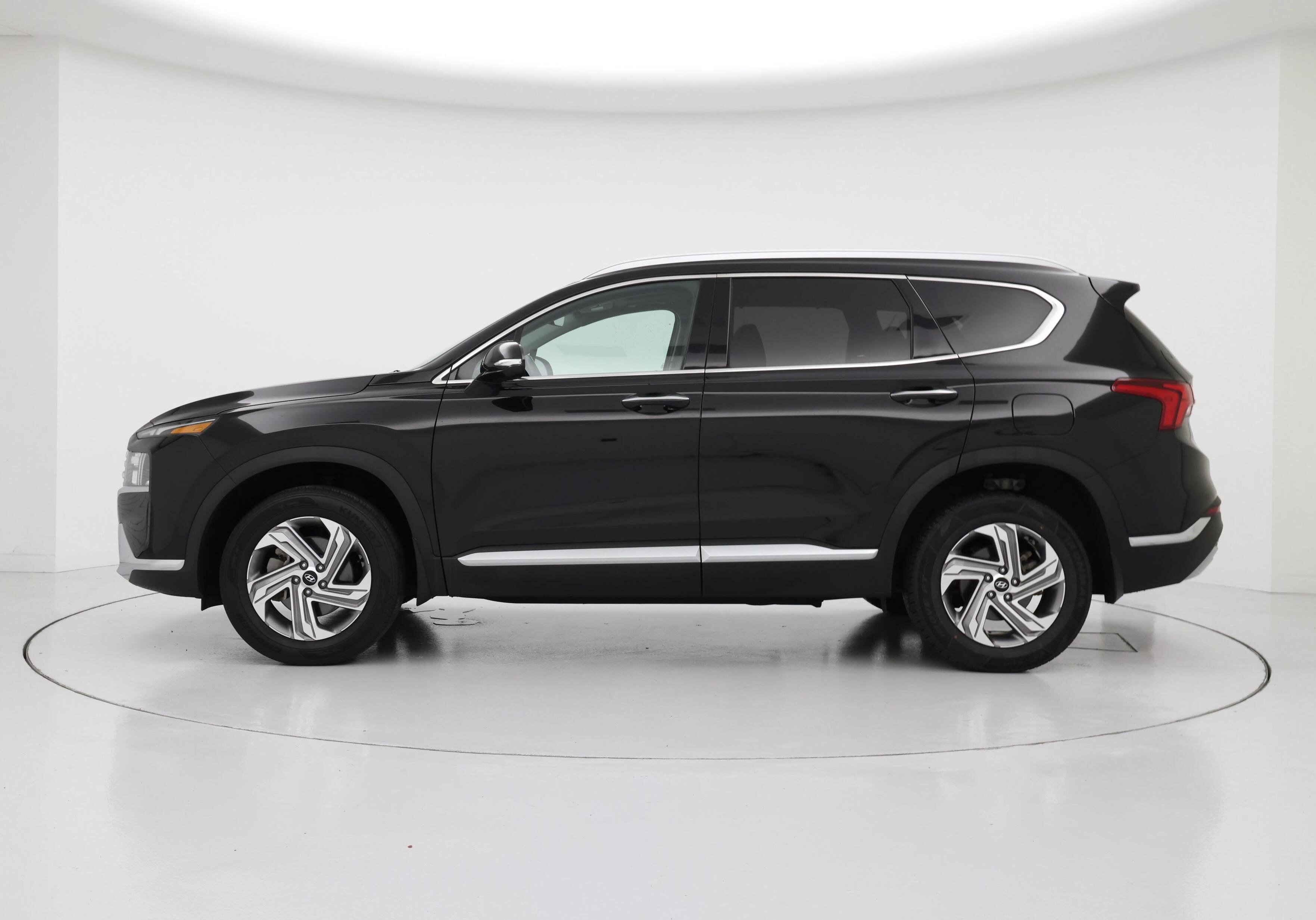 Thumbnail: 2023 Hyundai Santa Fe - 3
