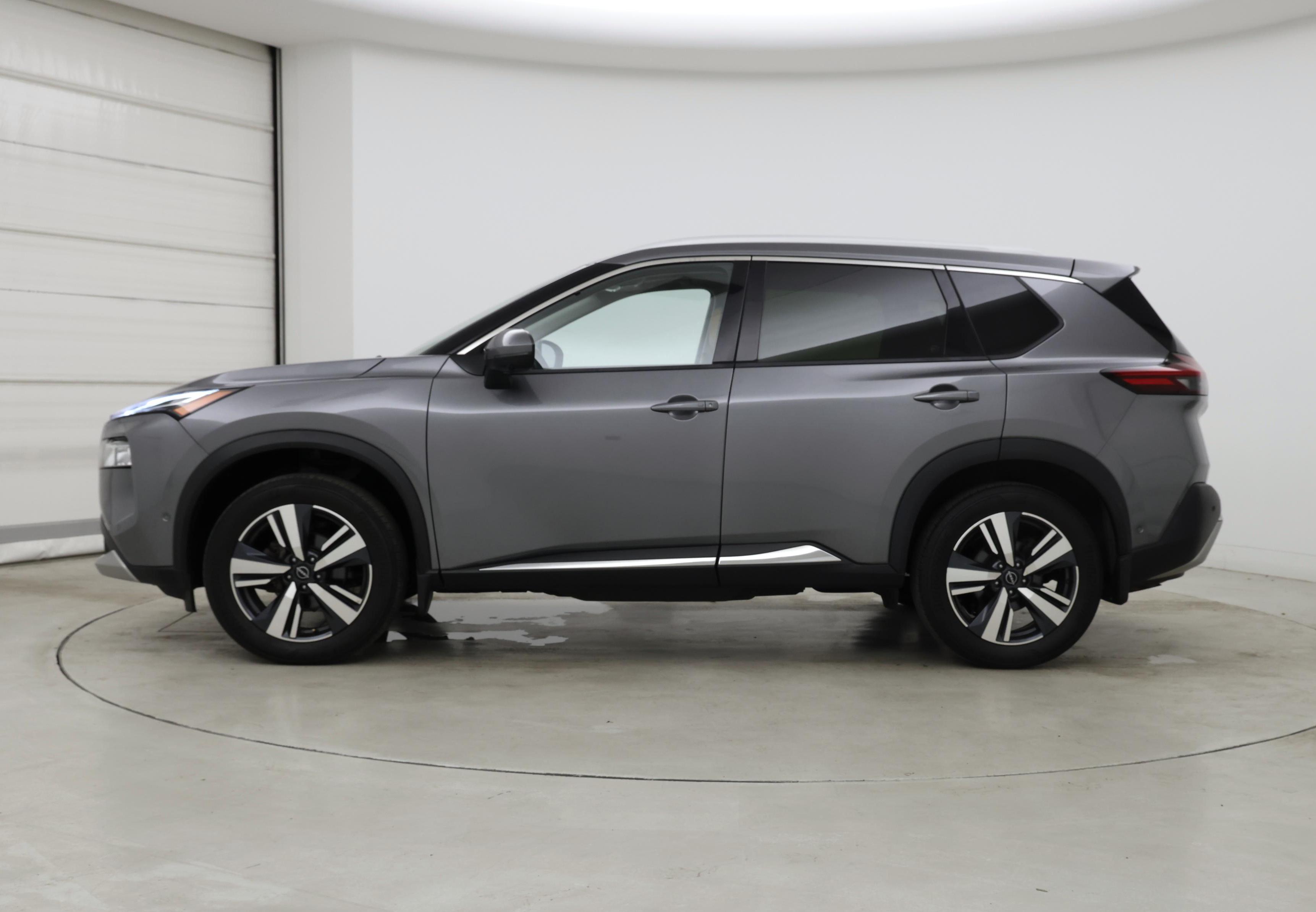 Thumbnail: 2023 Nissan Rogue - 3