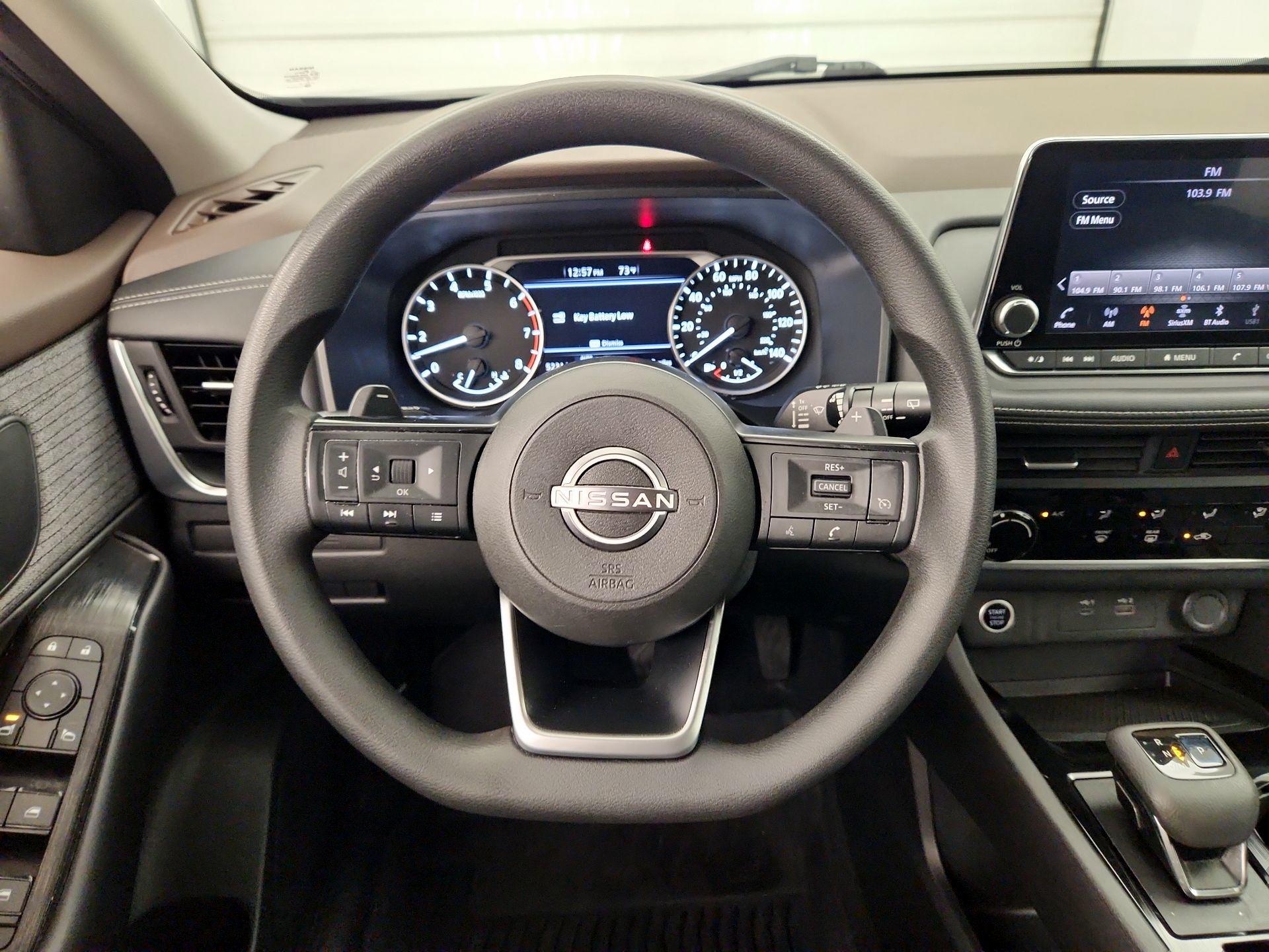 Thumbnail: 2022 Nissan Rogue - 10