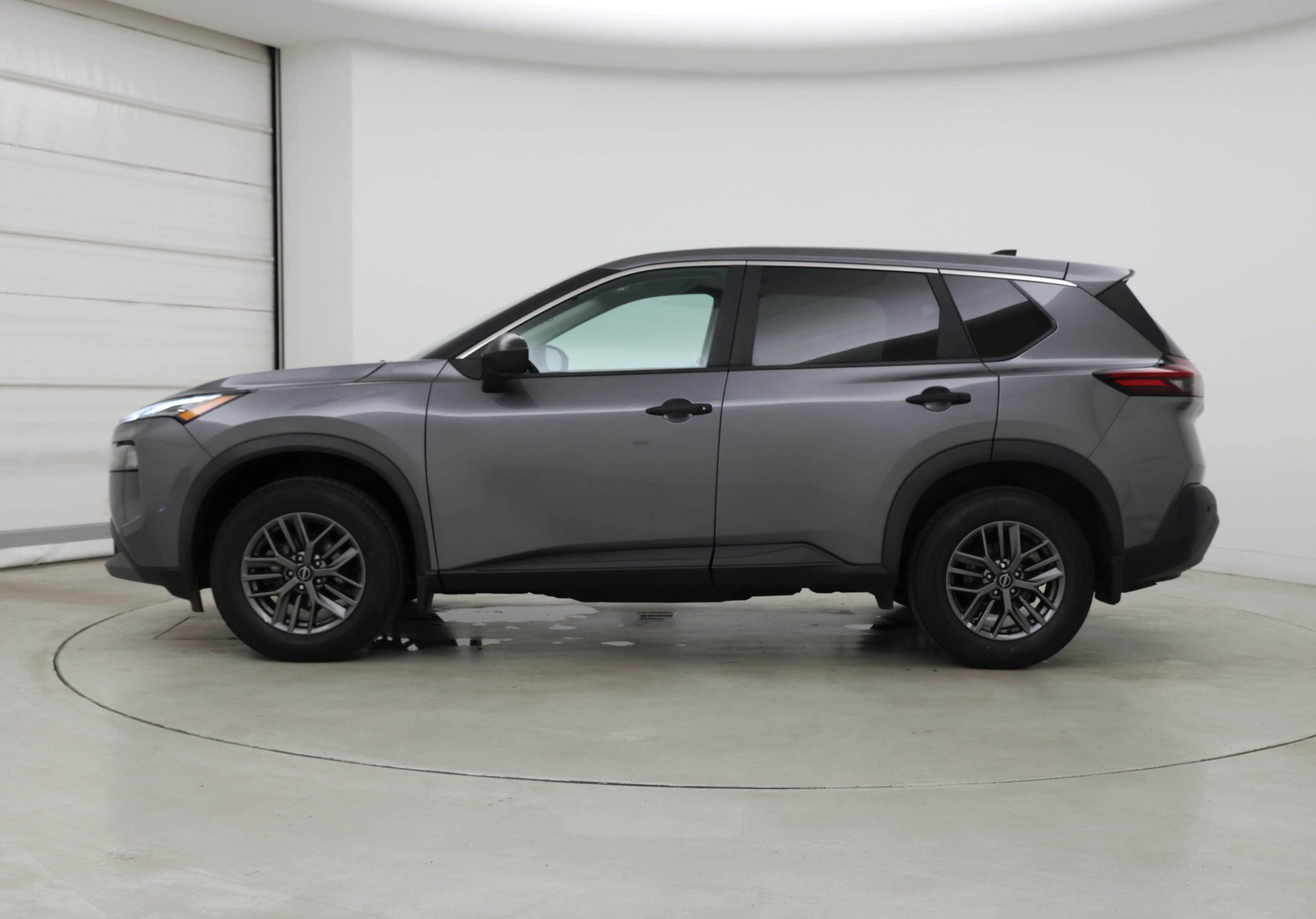 Thumbnail: 2022 Nissan Rogue - 3