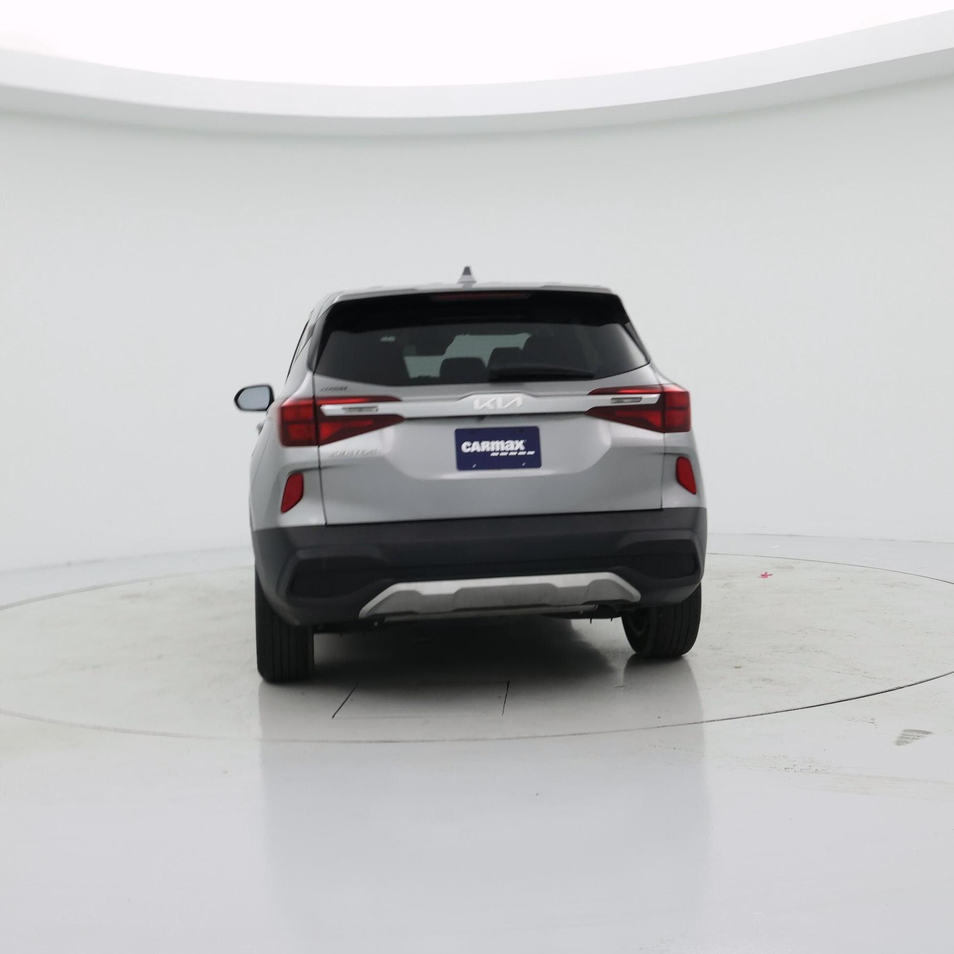 Thumbnail: 2023 Kia Seltos - 6