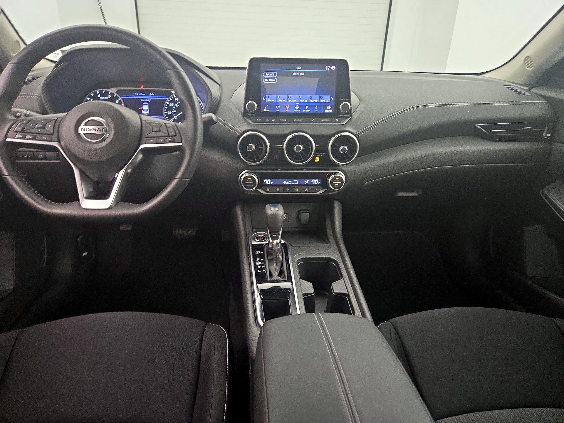 Thumbnail: 2020 Nissan Sentra - 9