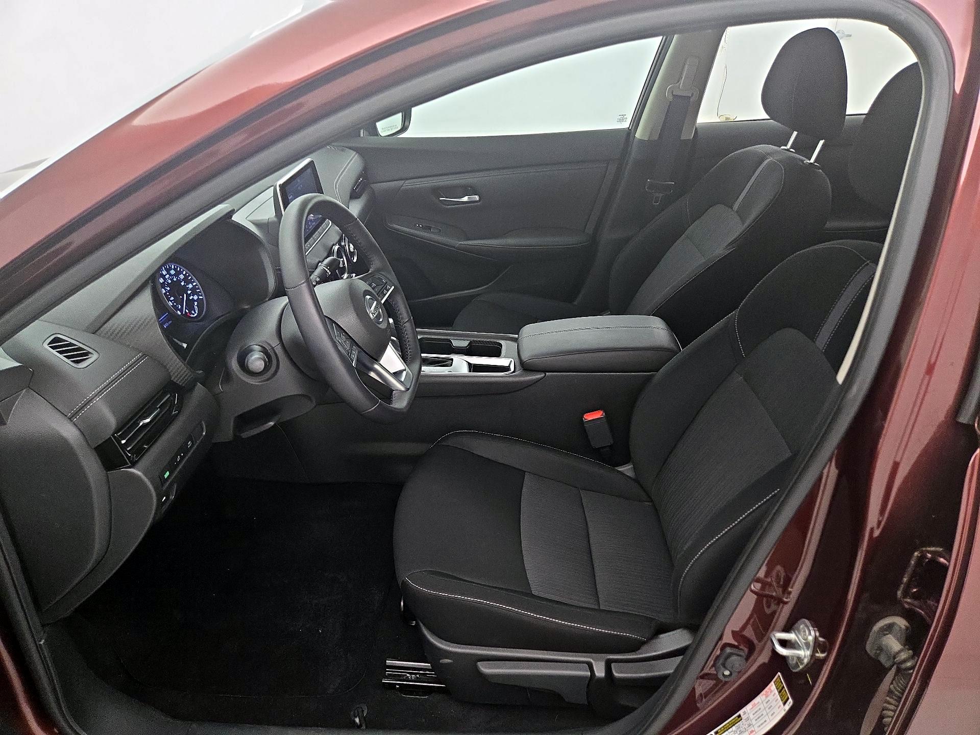 Thumbnail: 2020 Nissan Sentra - 11