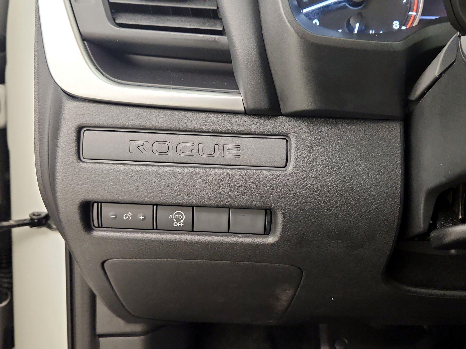 Thumbnail: 2023 Nissan Rogue - 13