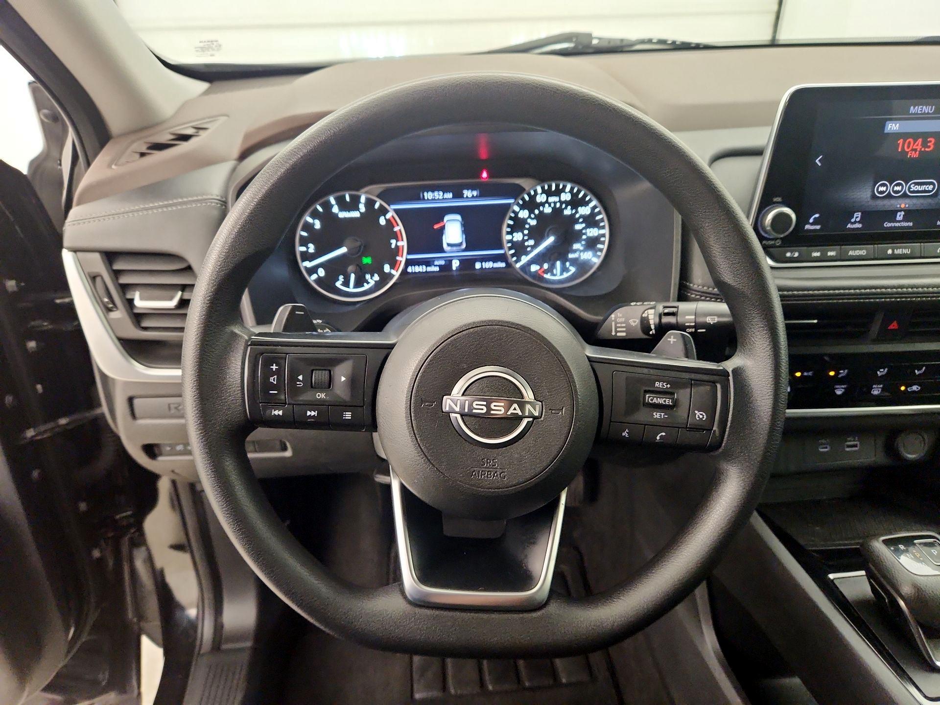 Thumbnail: 2023 Nissan Rogue - 10