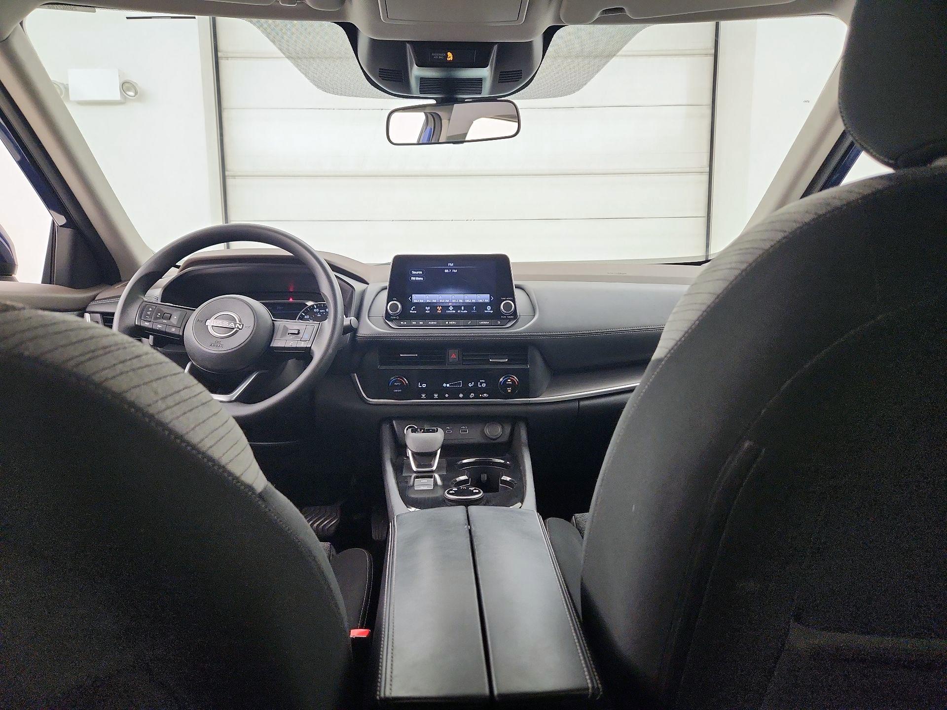 Thumbnail: 2023 Nissan Rogue - 9