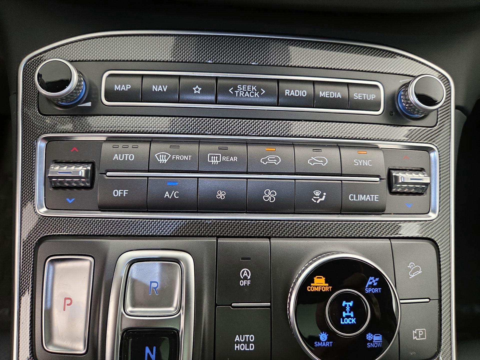 Thumbnail: 2023 Hyundai Santa Fe - 17