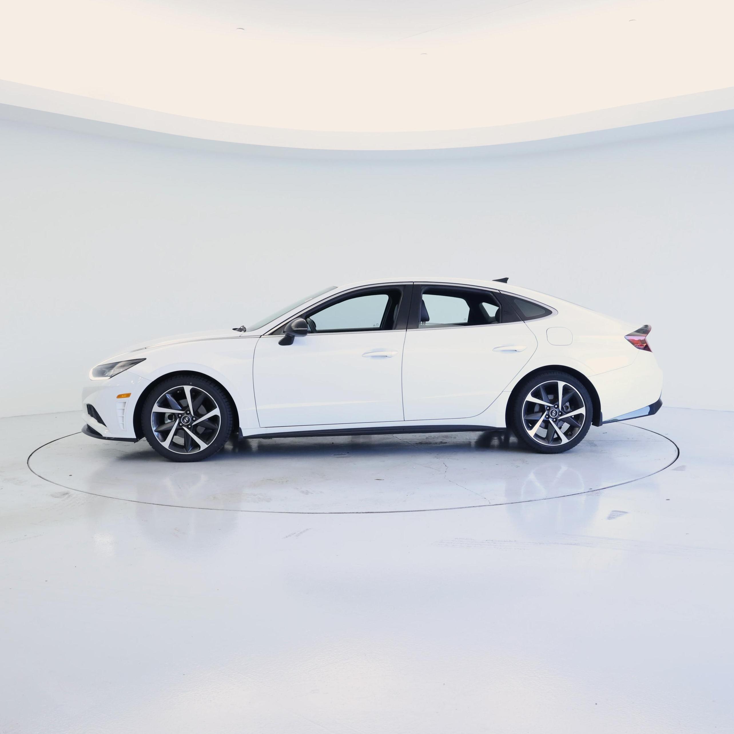 Thumbnail: 2021 Hyundai Sonata - 3