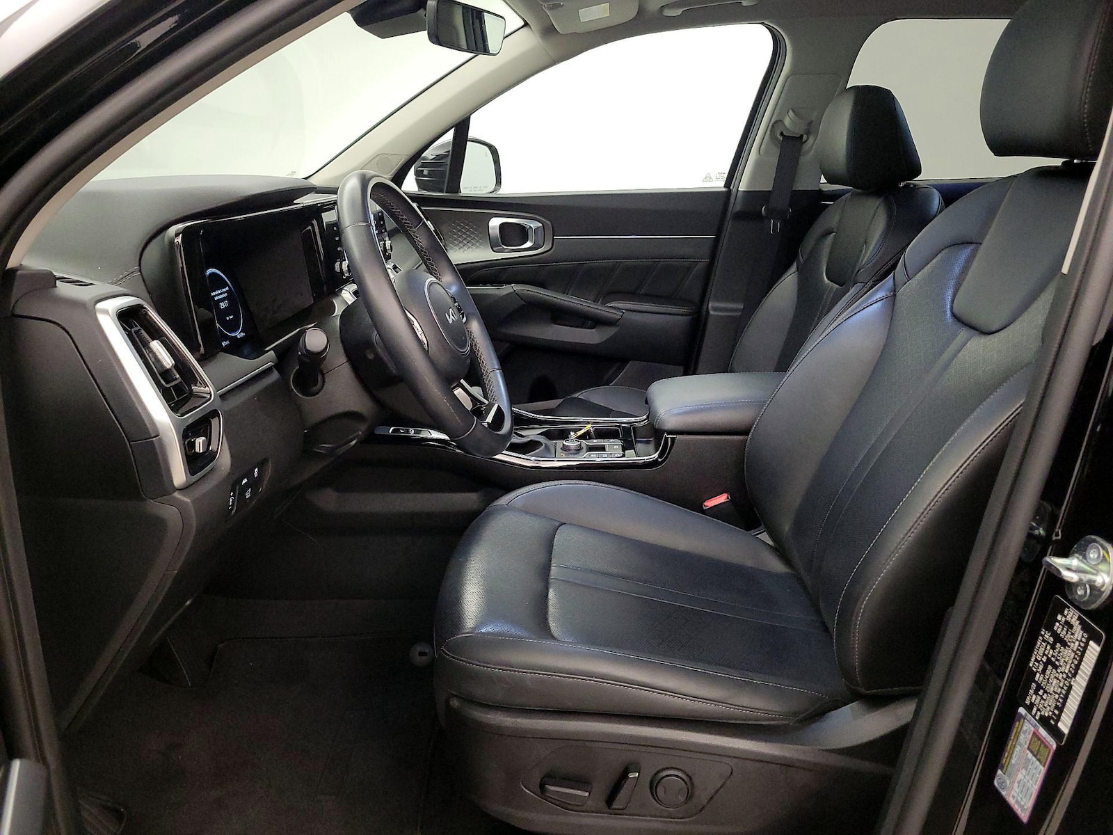 2023 Kia Sorento SX - Photo 12
