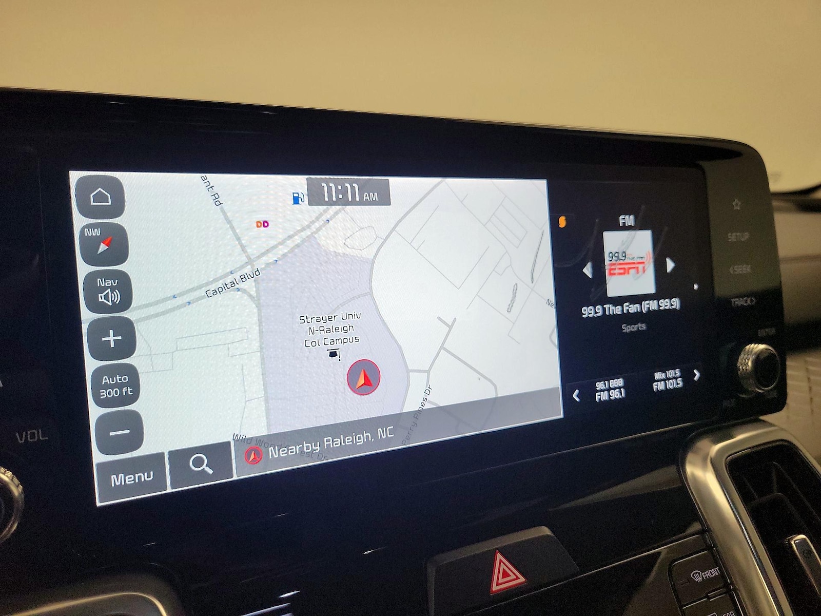 2023 Kia Sorento SX - Photo 15