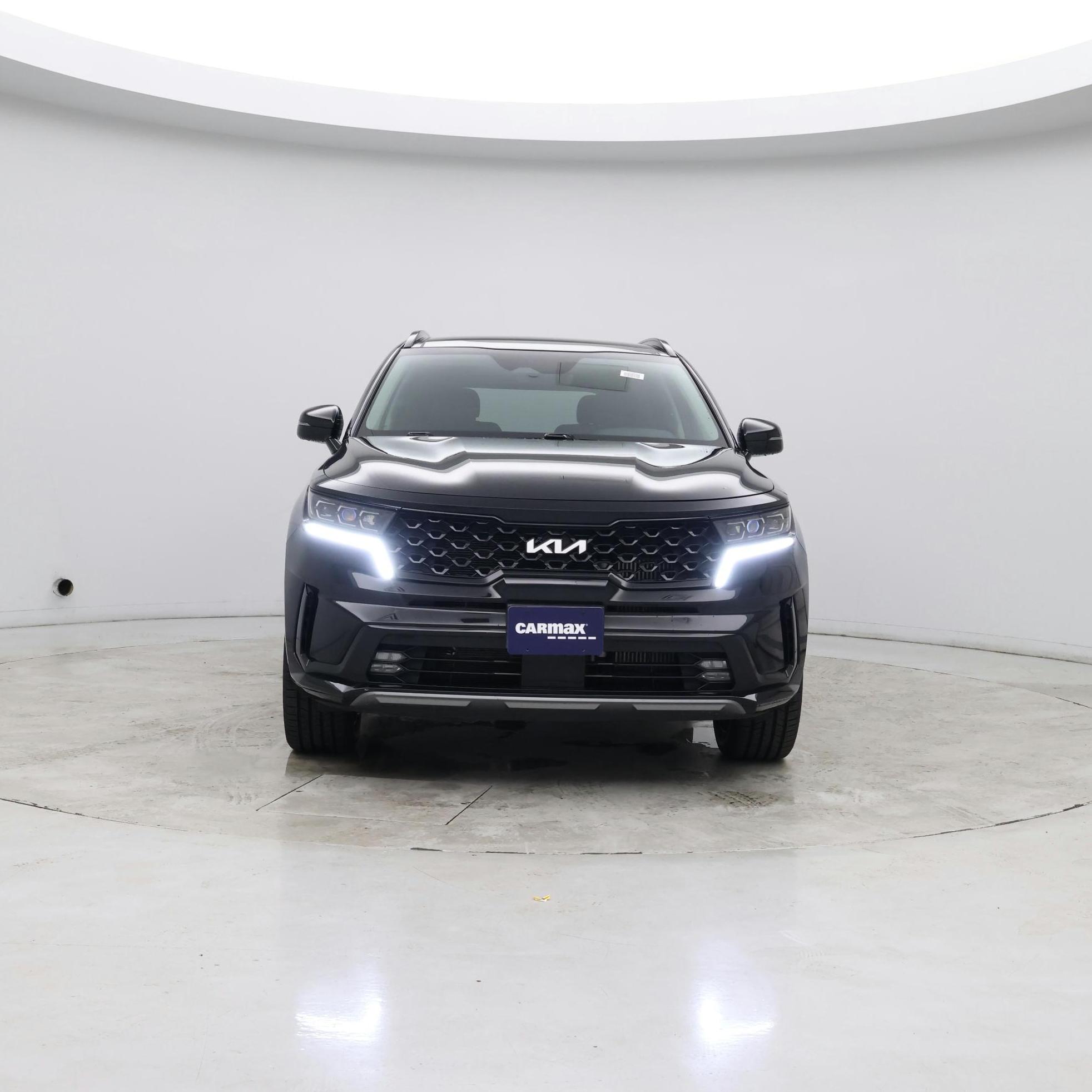 Thumbnail: 2023 Kia Sorento - 4