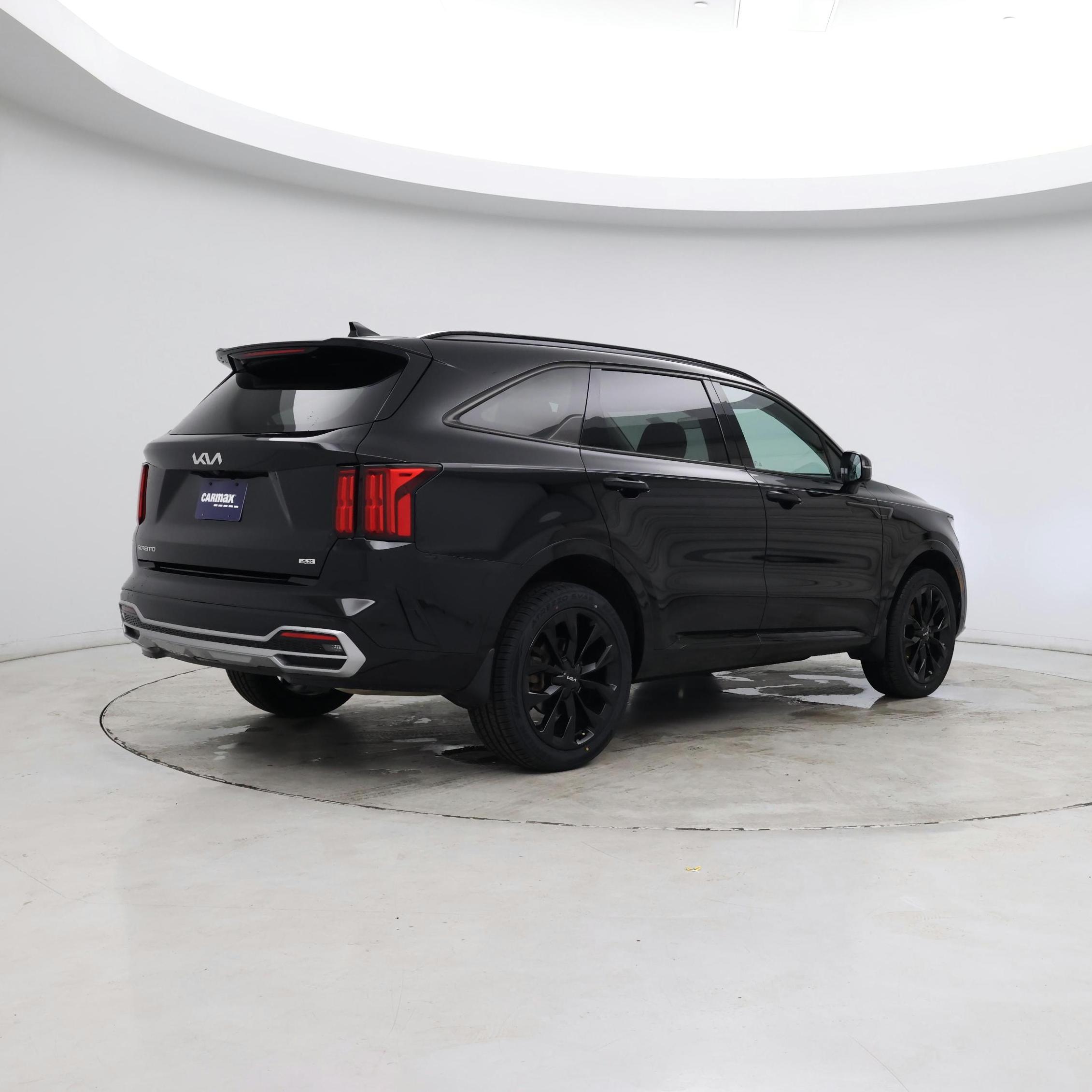 Thumbnail: 2023 Kia Sorento - 6