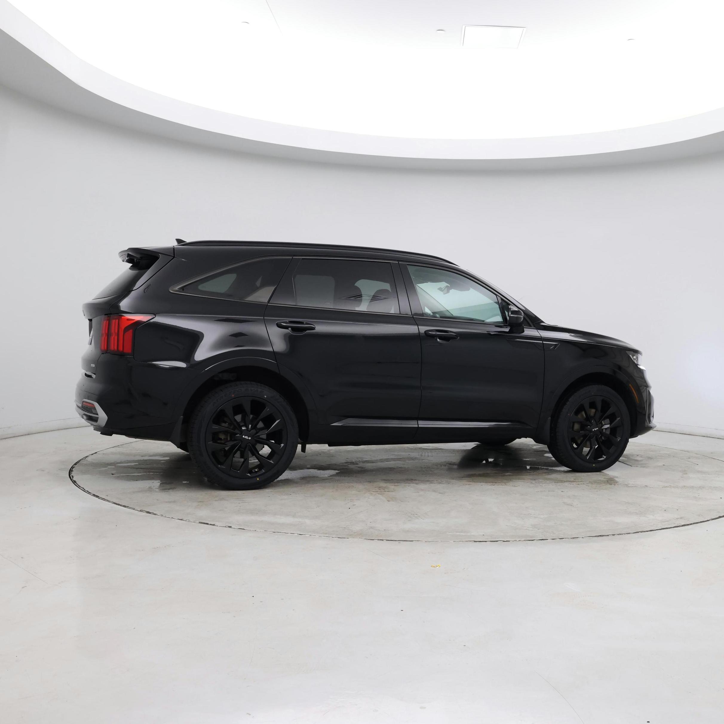 Thumbnail: 2023 Kia Sorento - 8