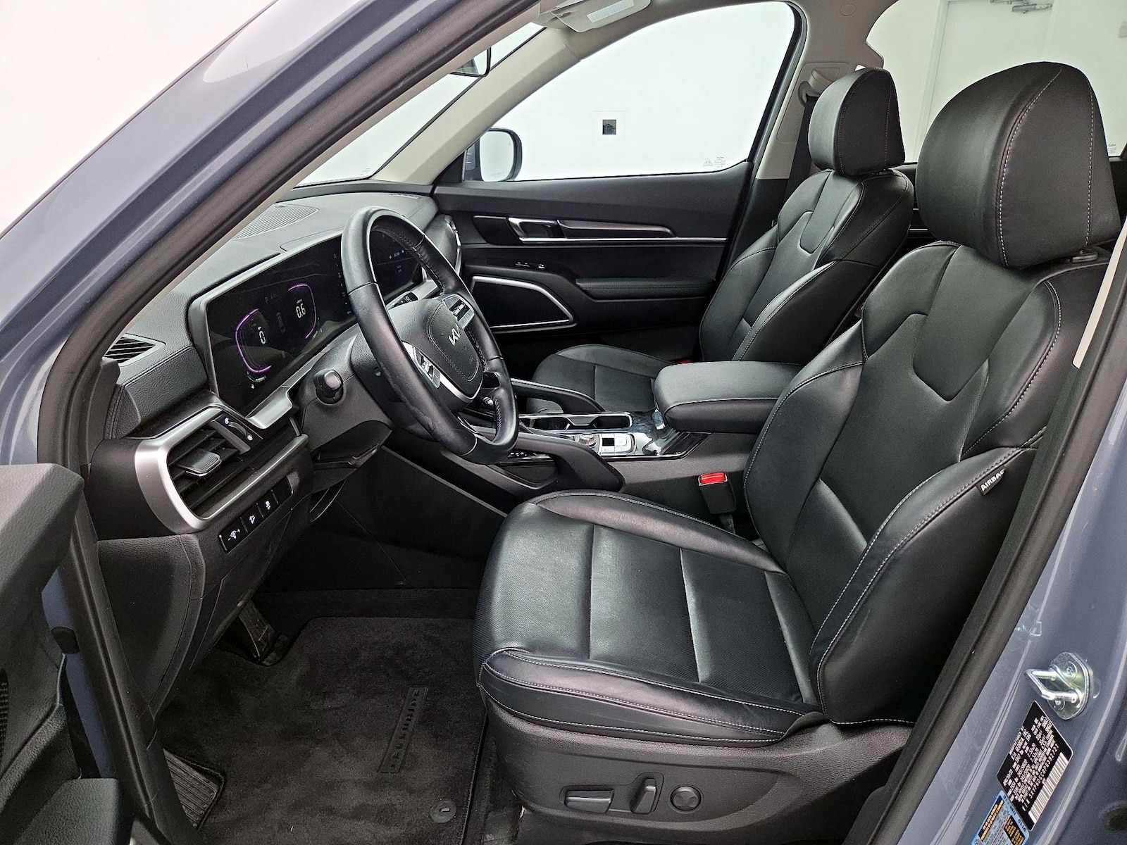 2023 Kia Telluride S - Photo 12