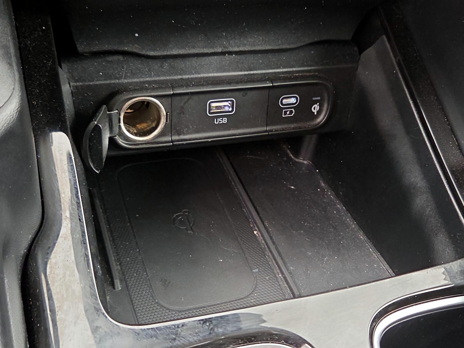 2023 Kia Telluride S - Photo 20