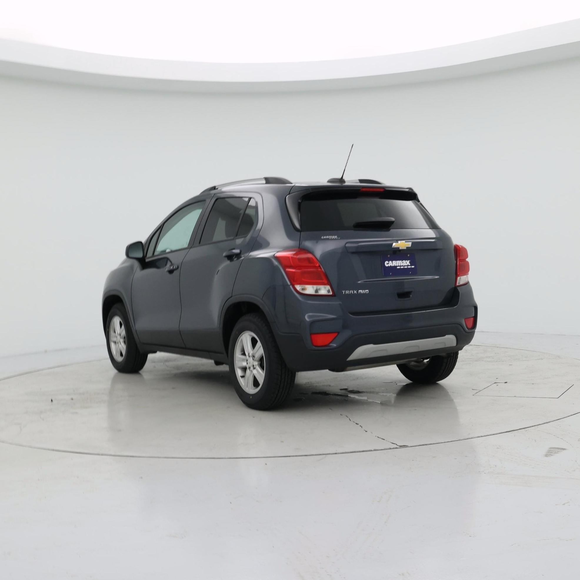 Thumbnail: 2022 Chevrolet Trax - 2