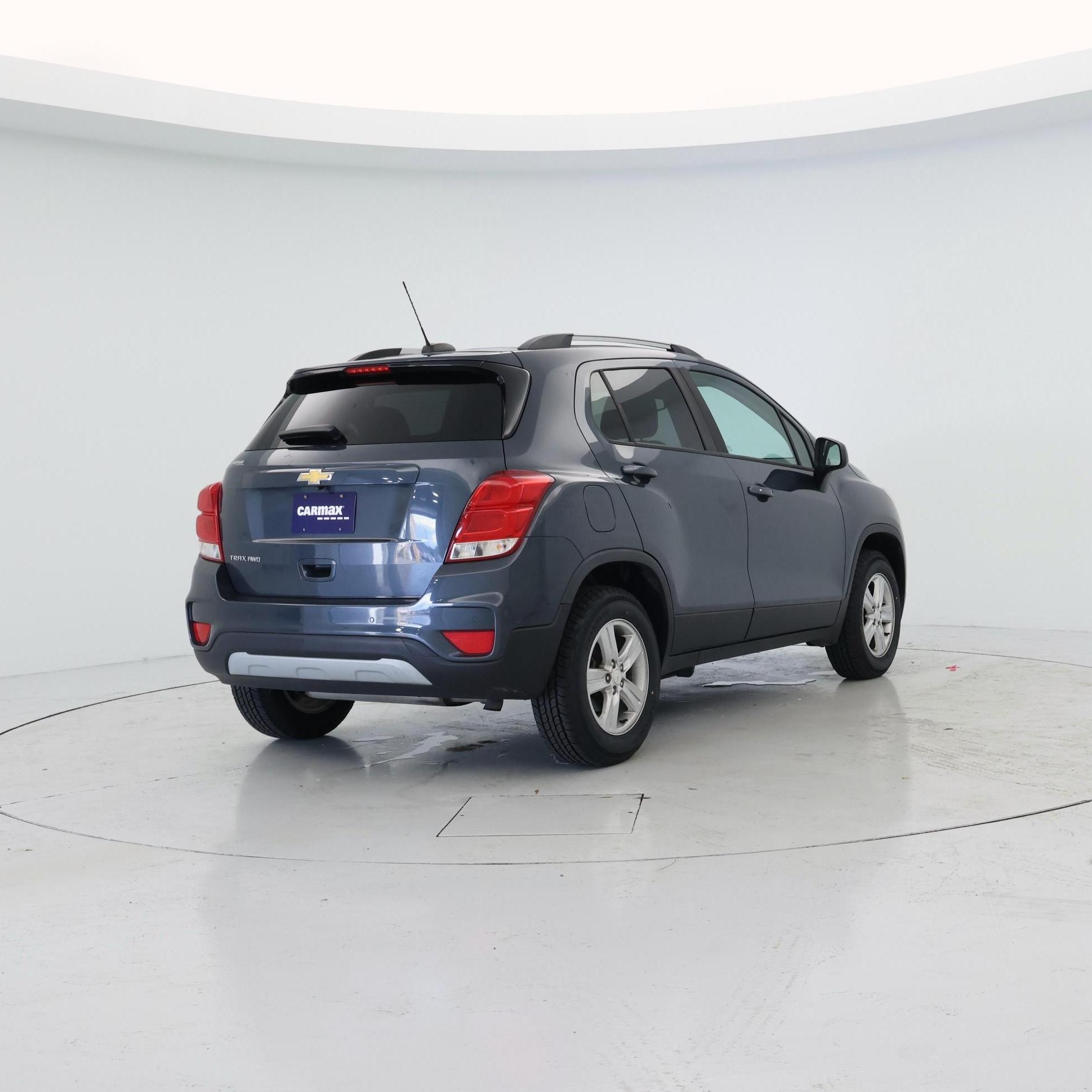 Thumbnail: 2022 Chevrolet Trax - 8