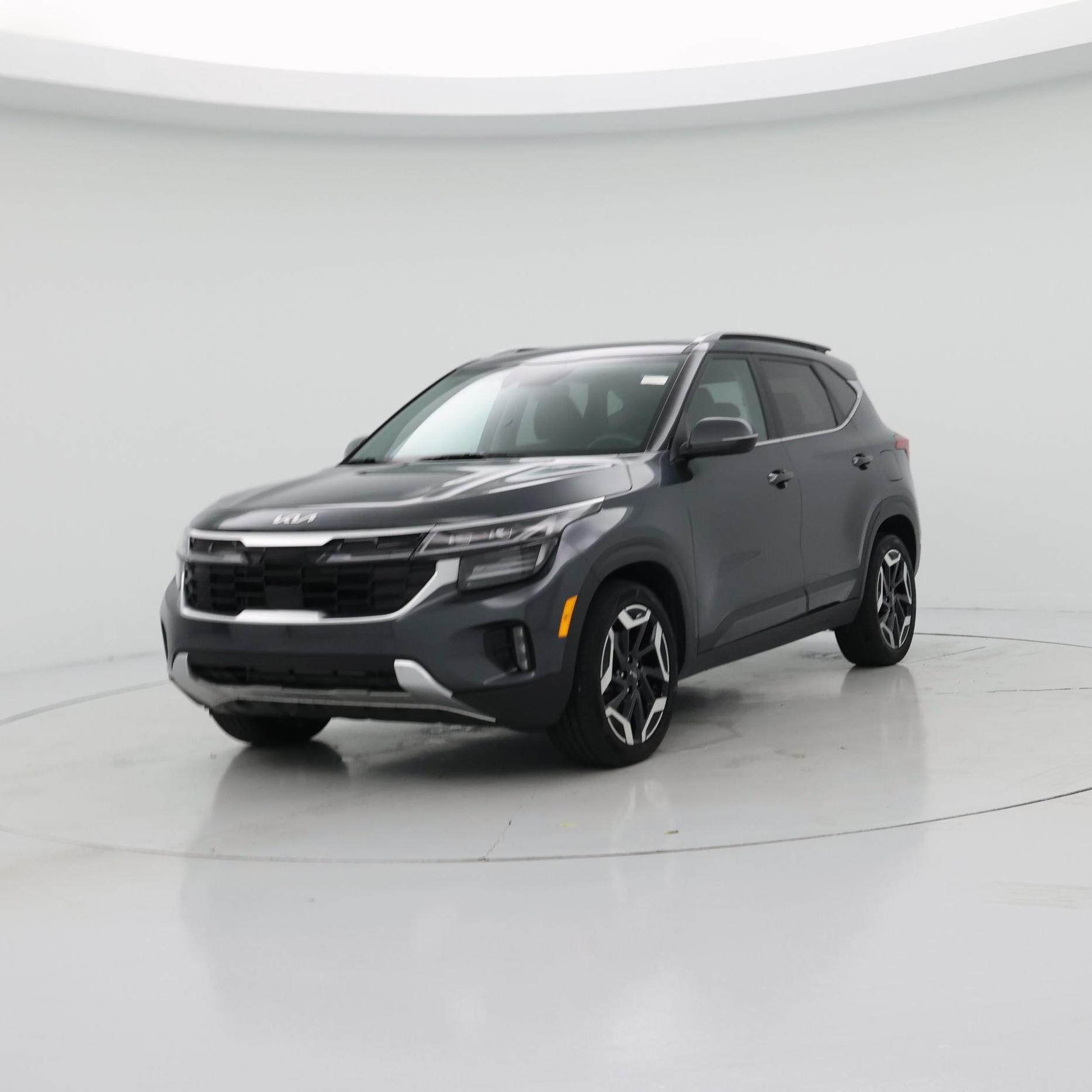 Thumbnail: 2024 Kia Seltos - 4
