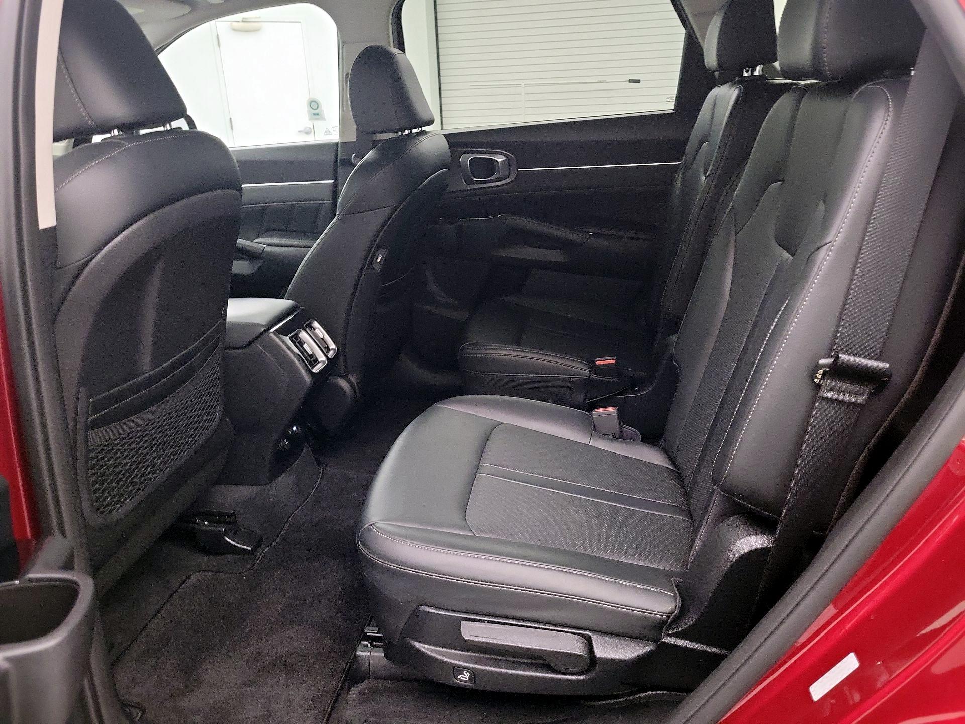 Thumbnail: 2021 Kia Sorento - 20