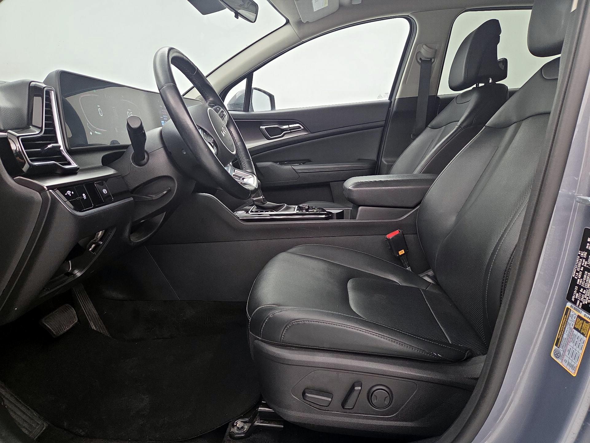 Thumbnail: 2023 Kia Sportage - 11