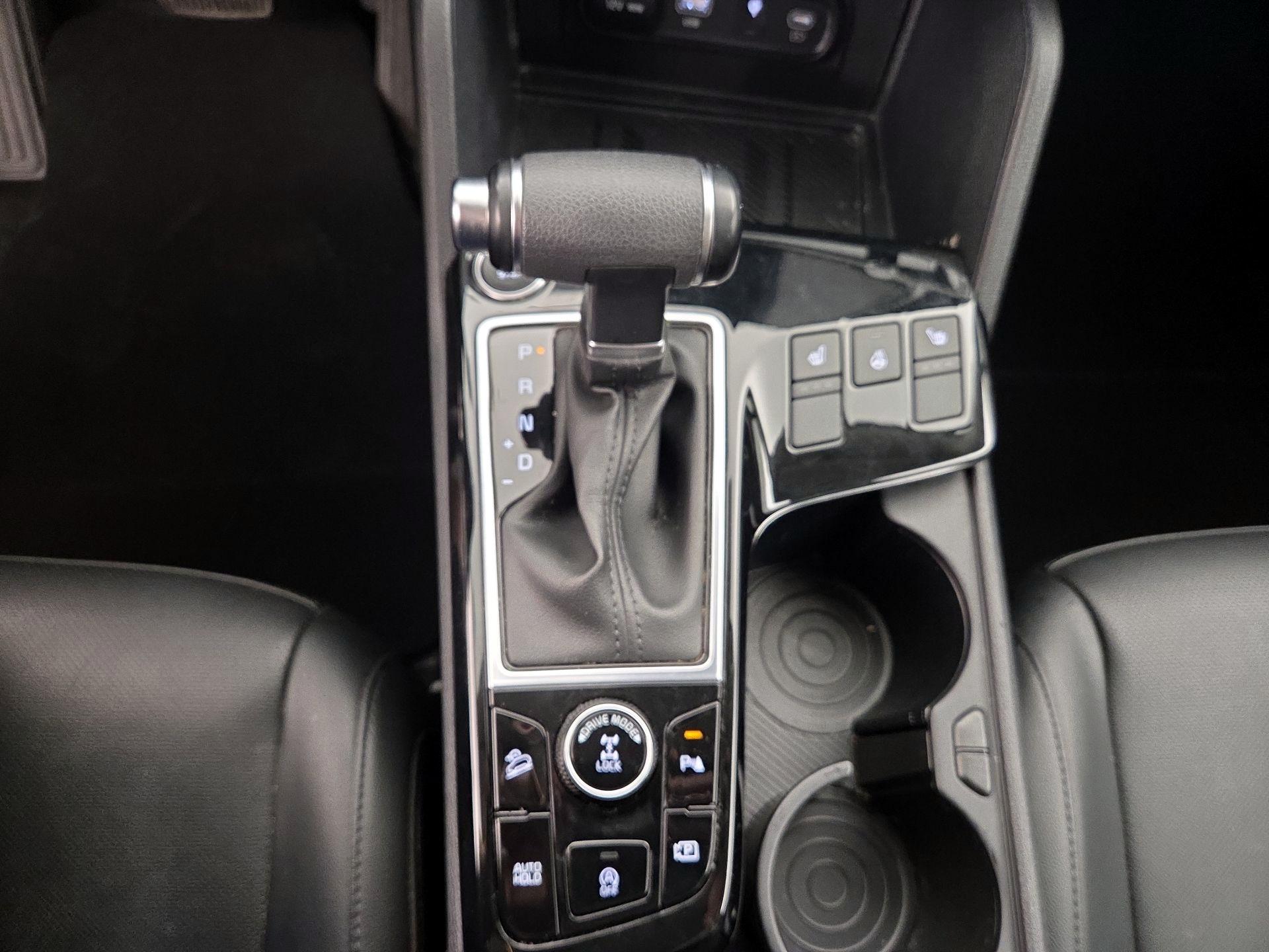 Thumbnail: 2023 Kia Sportage - 18