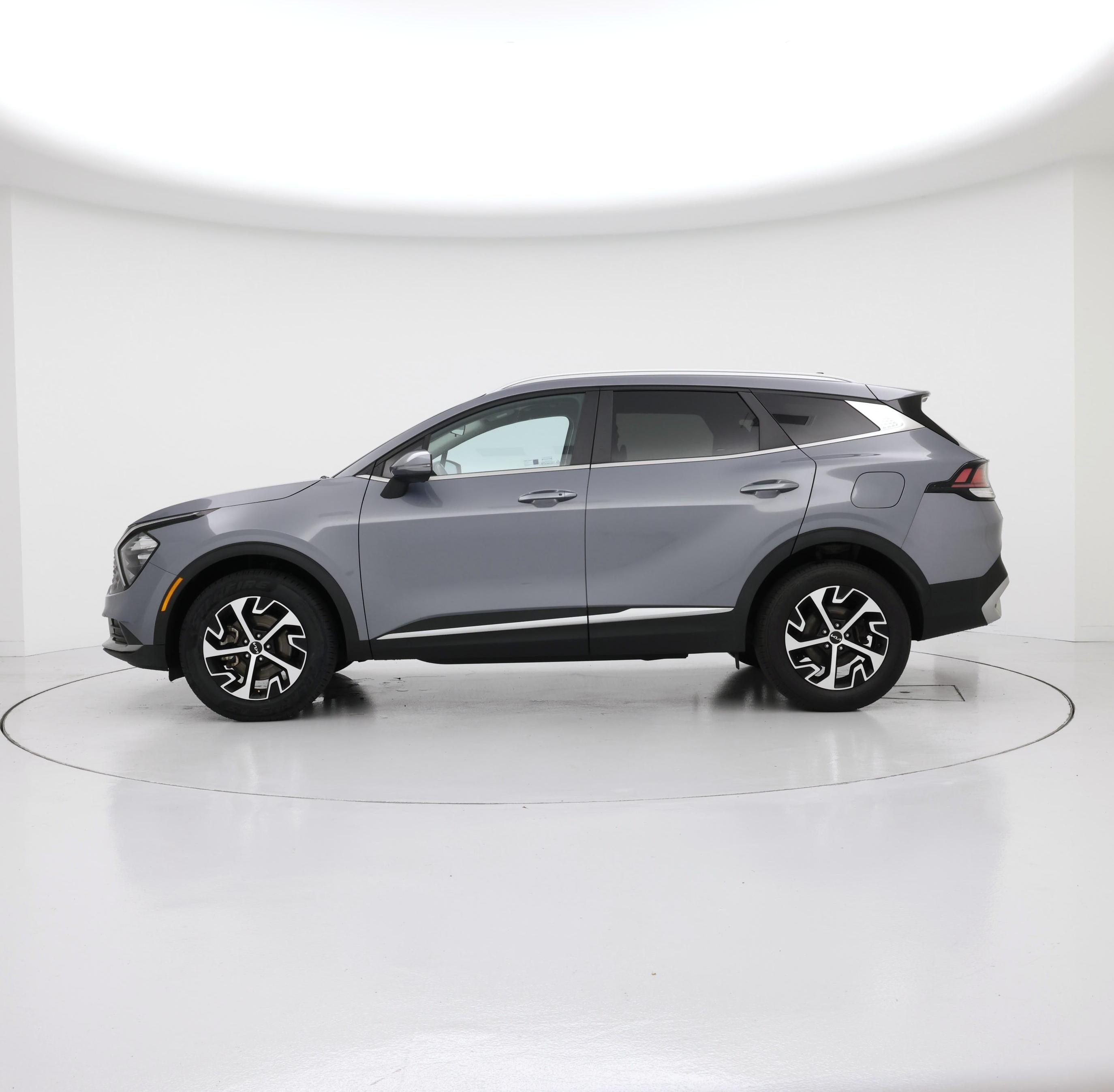 Thumbnail: 2023 Kia Sportage - 3
