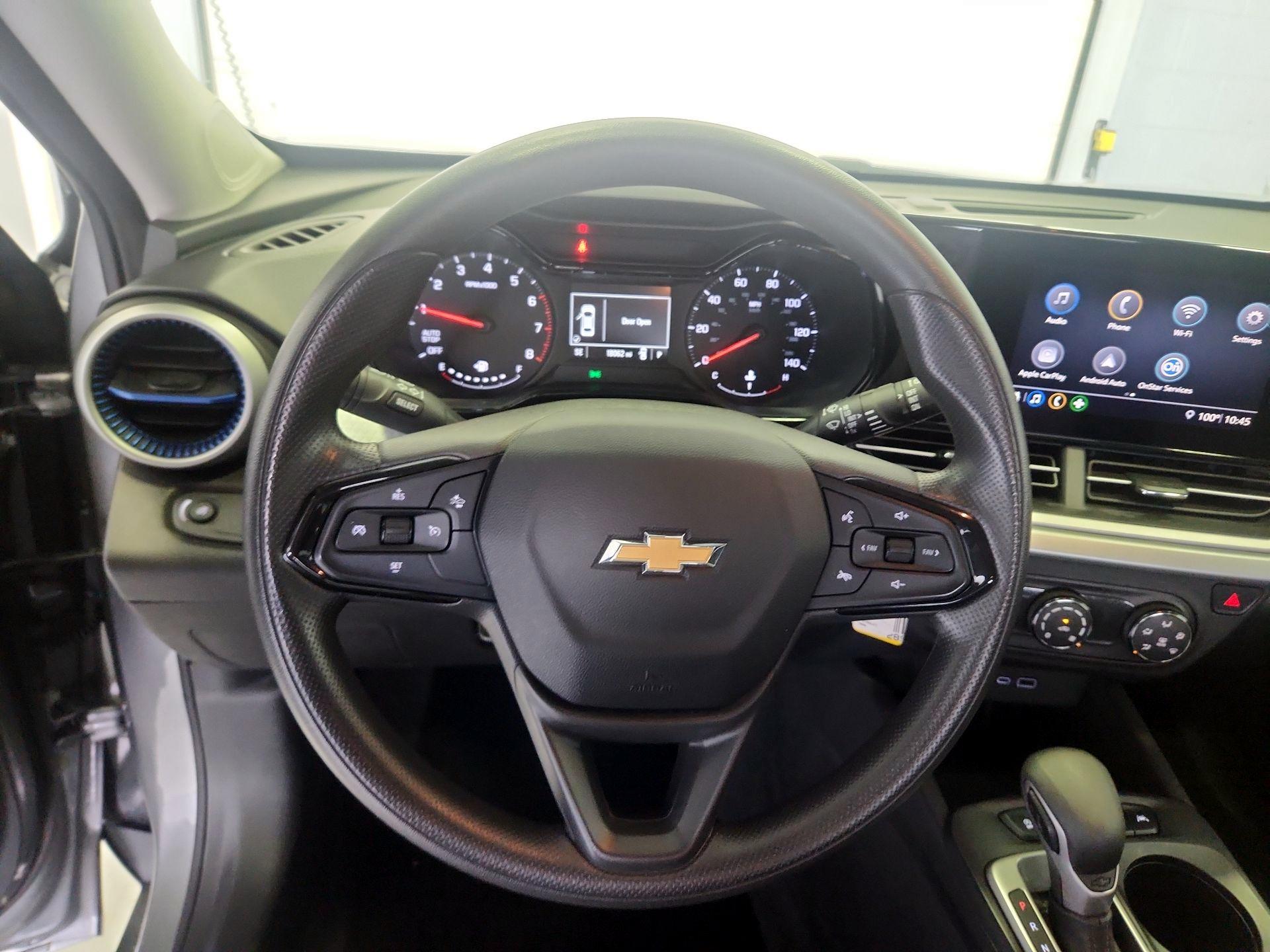 Thumbnail: 2024 Chevrolet Trax - 10