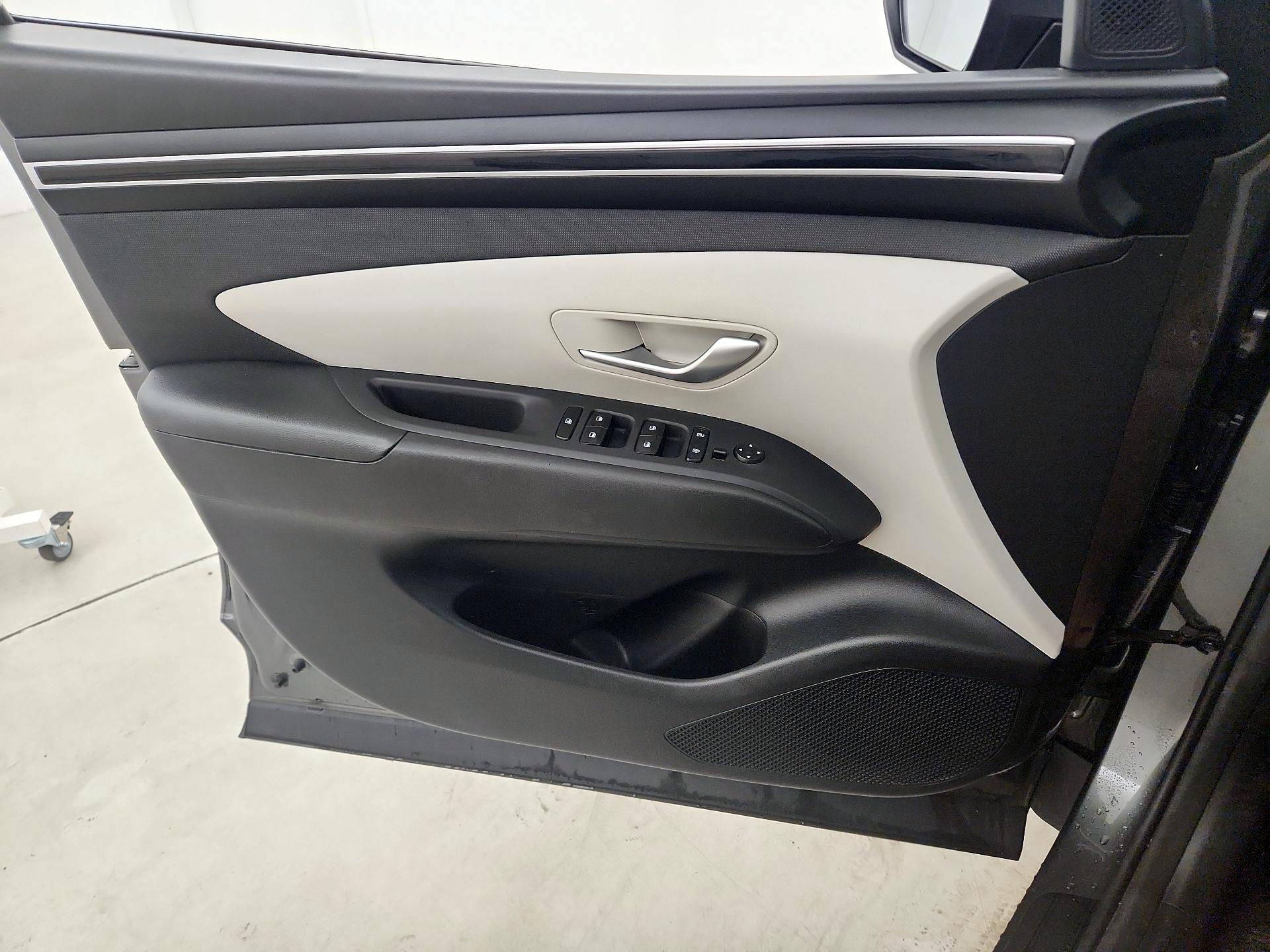 Thumbnail: 2023 Hyundai Tucson - 12