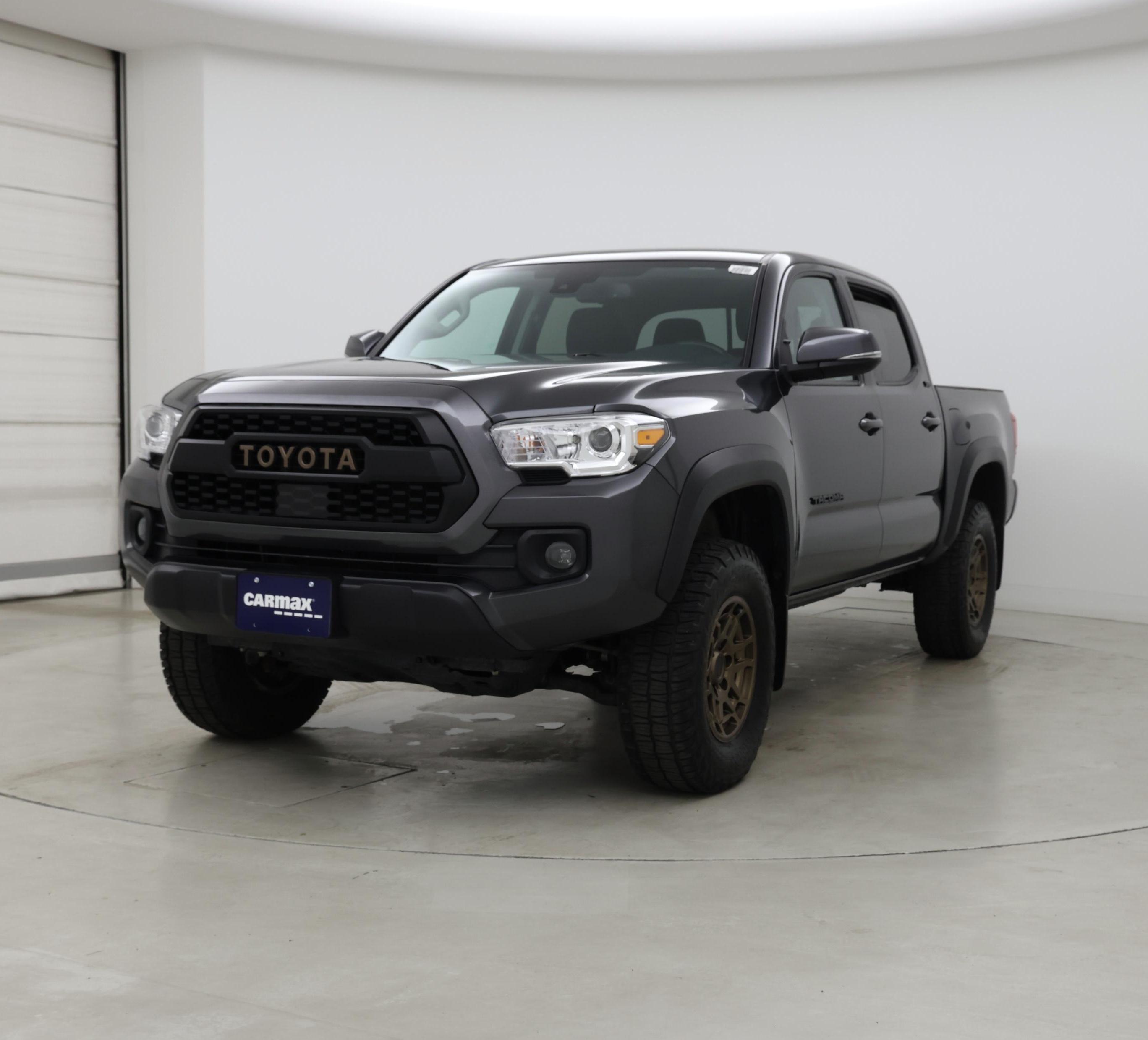 Thumbnail: 2023 Toyota Tacoma - 4