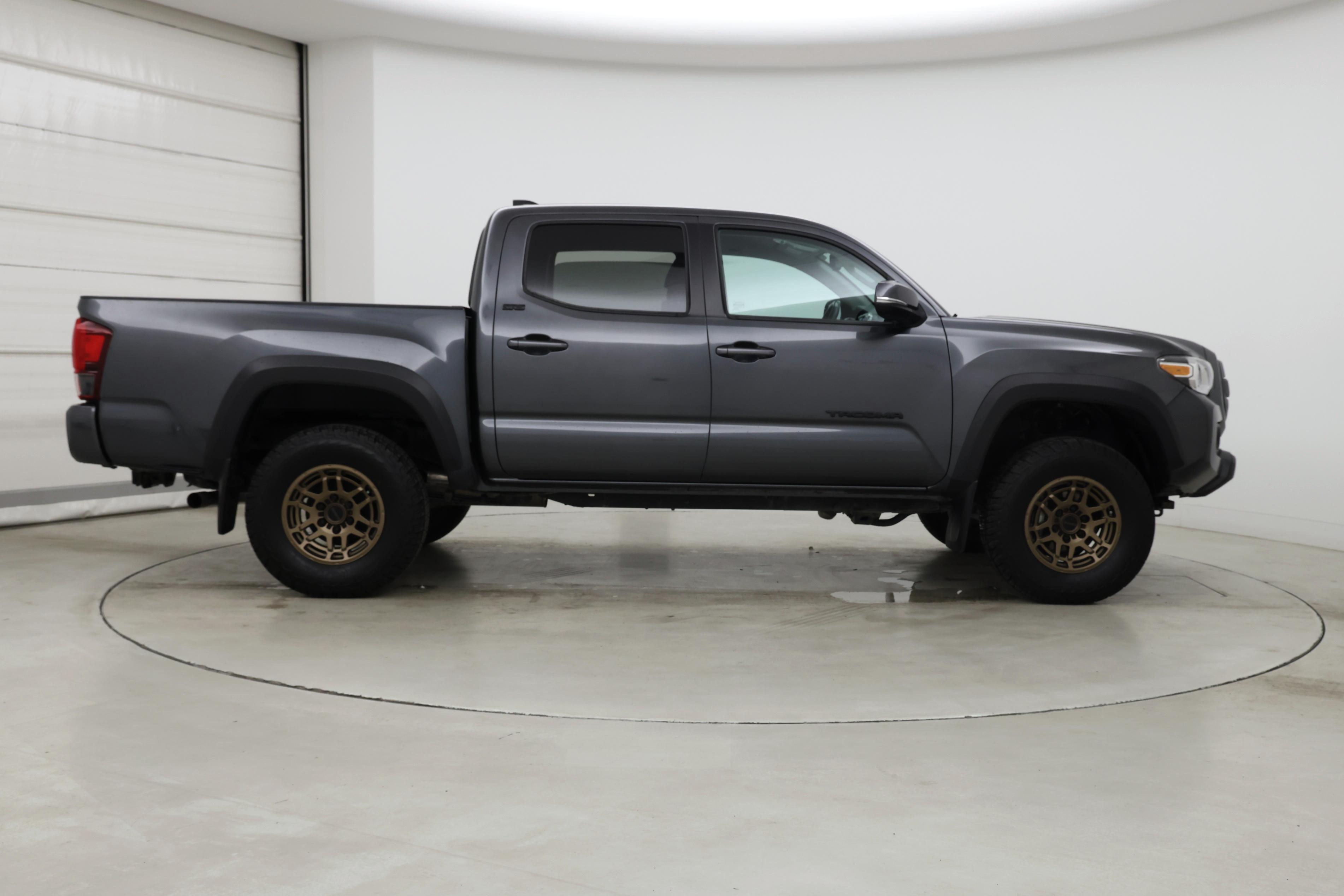 Thumbnail: 2023 Toyota Tacoma - 7