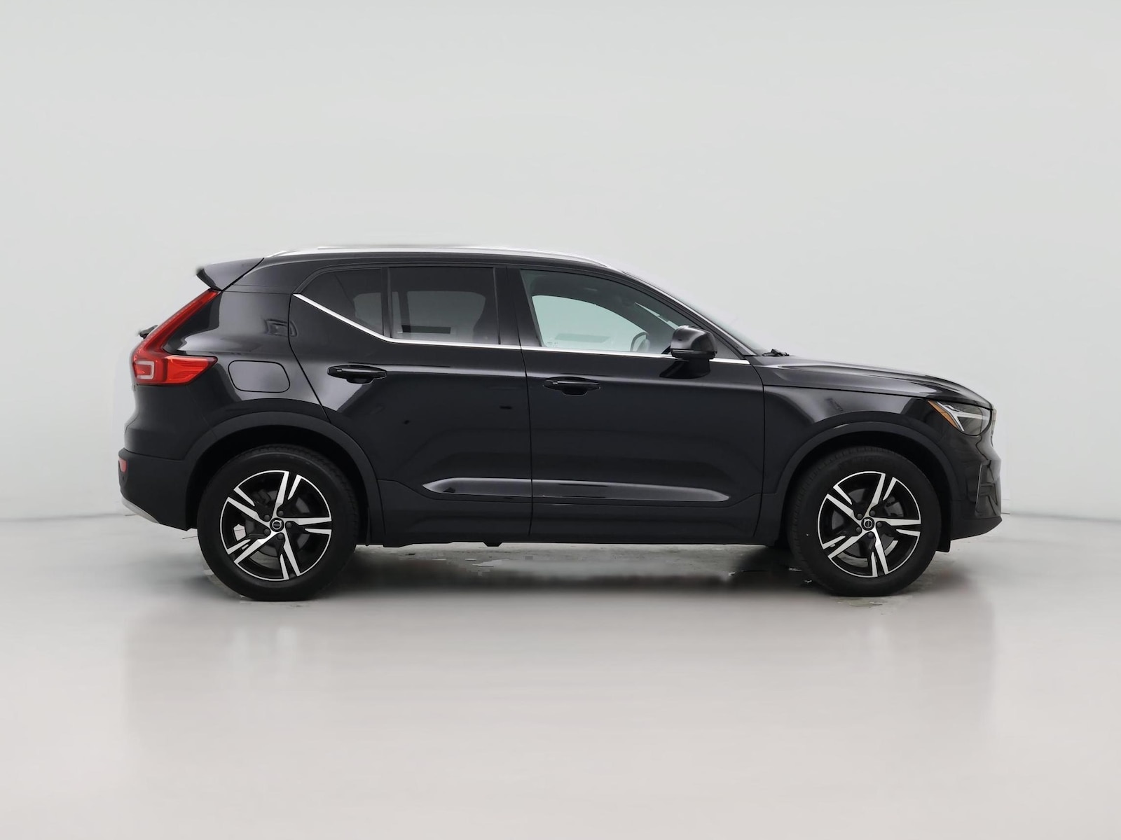 2024 Volvo XC40
