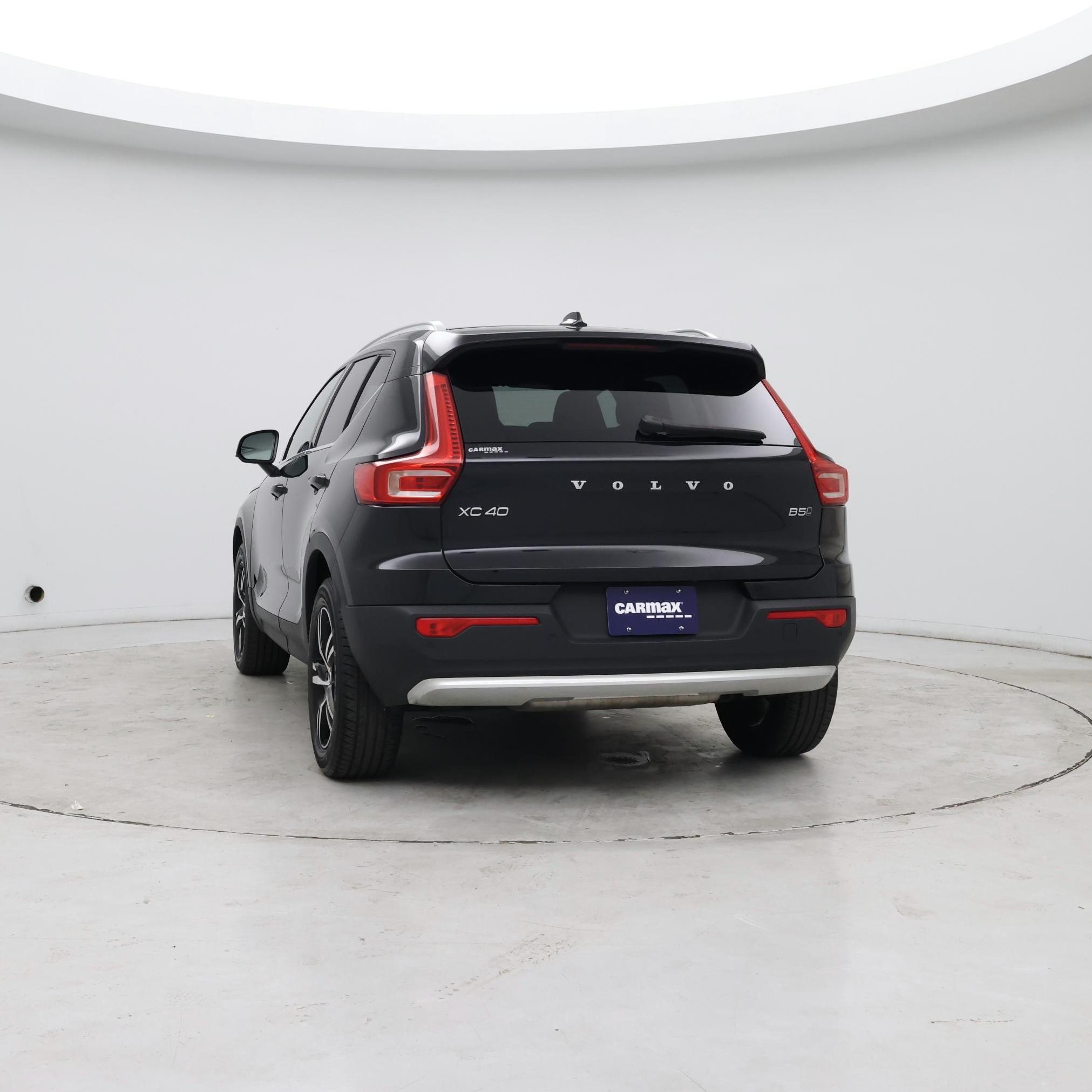 Thumbnail: 2024 Volvo XC40 - 6