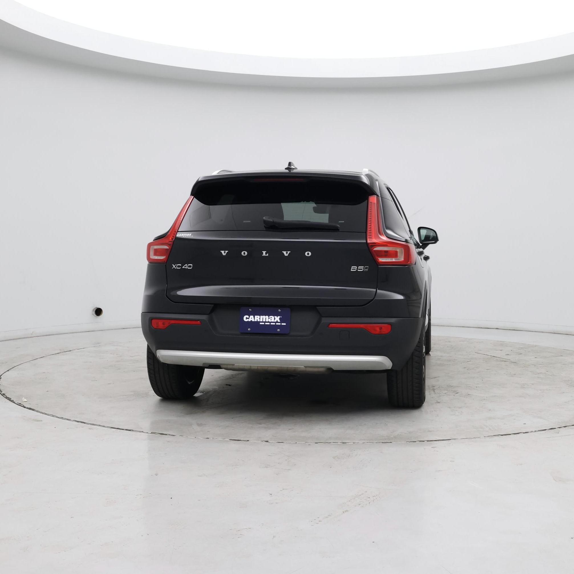 Thumbnail: 2024 Volvo XC40 - 8