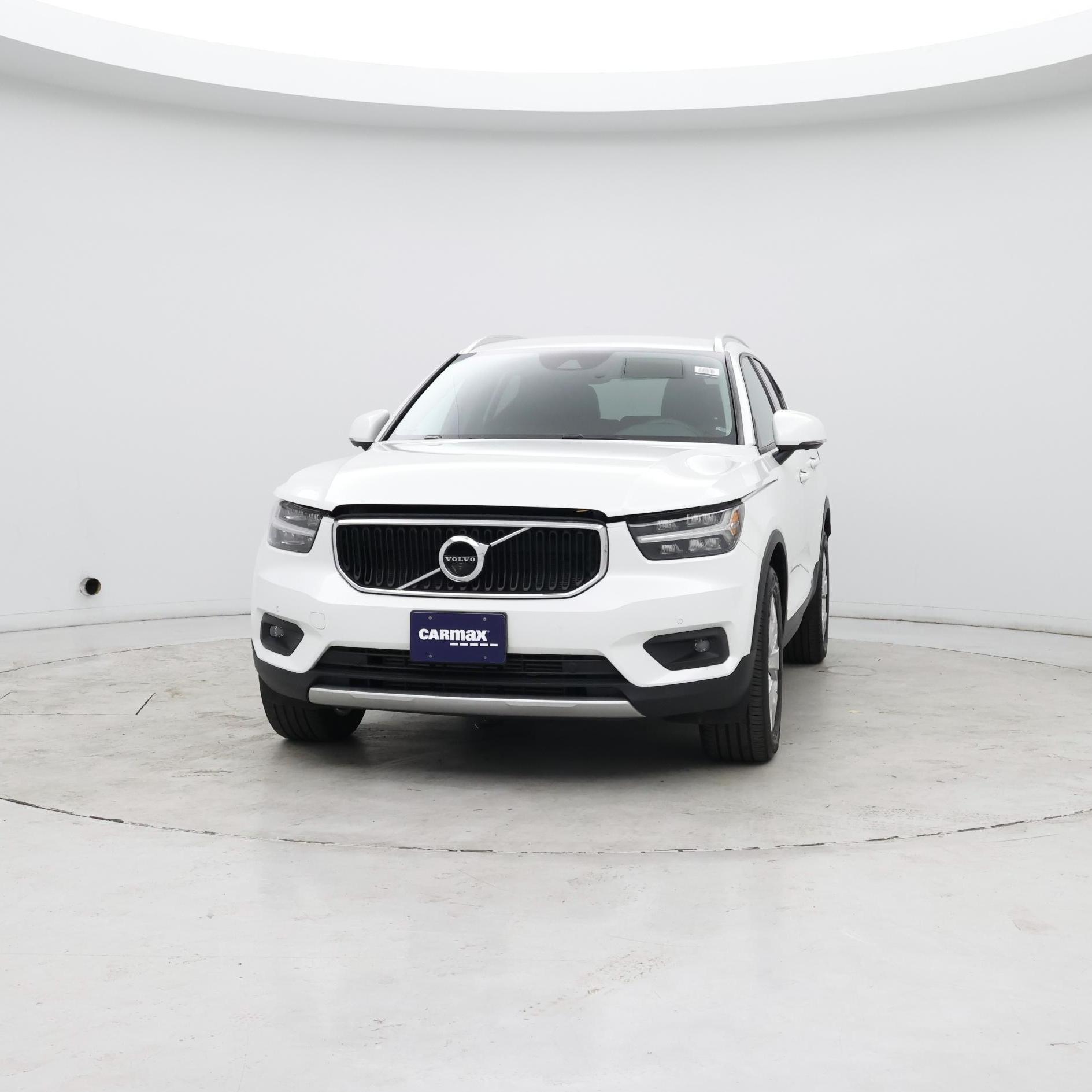 Thumbnail: 2022 Volvo XC40 - 4