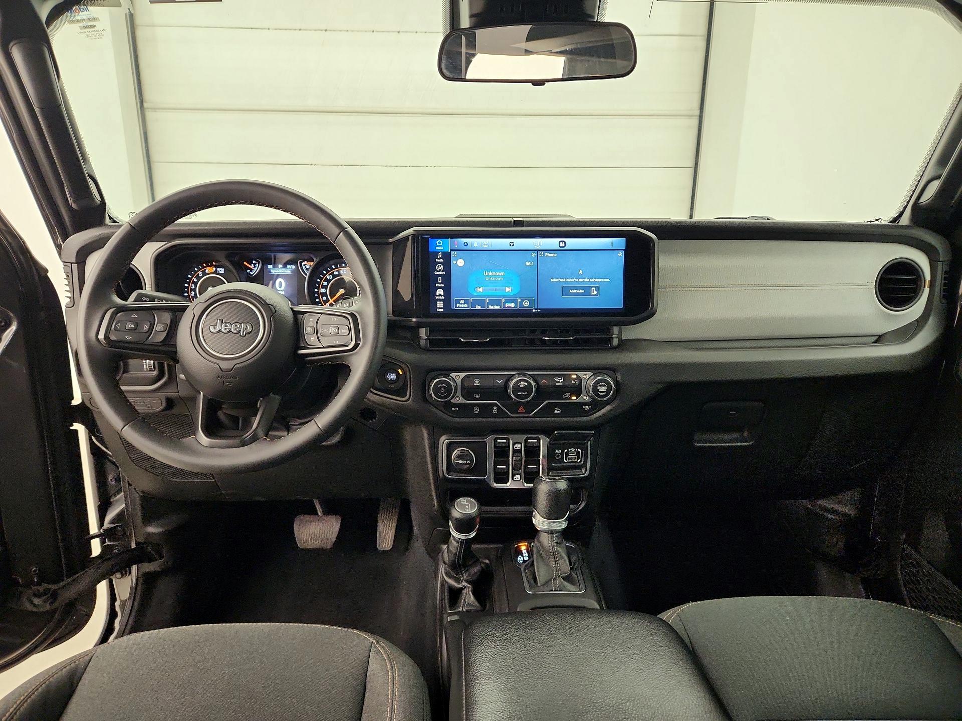 Thumbnail: 2024 Jeep Wrangler - 9