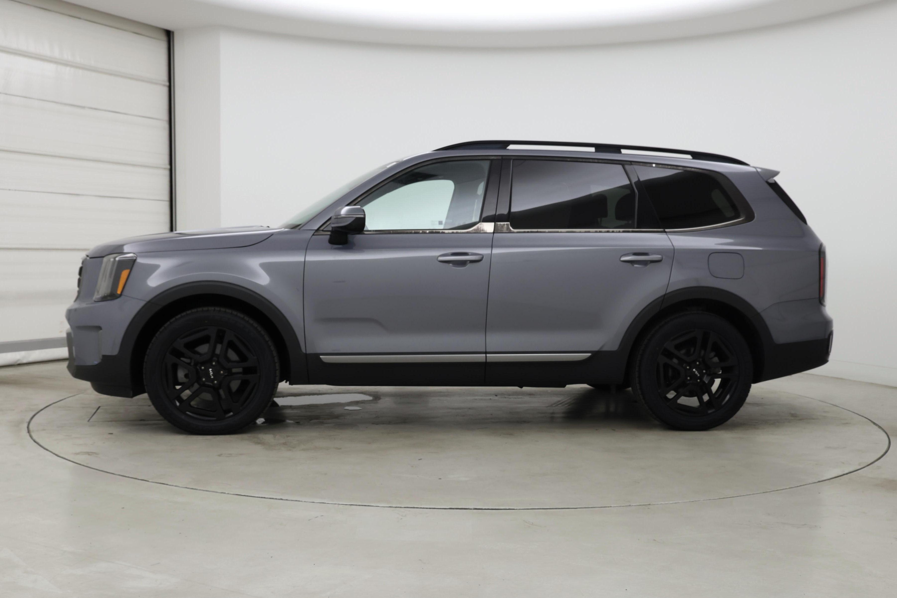 Thumbnail: 2023 Kia Telluride - 3