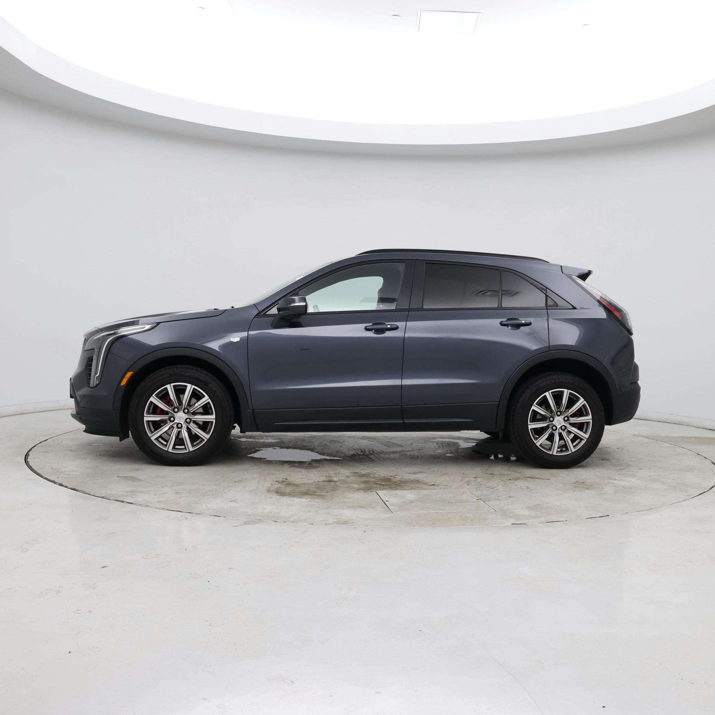 Thumbnail: 2021 Cadillac XT4 - 2