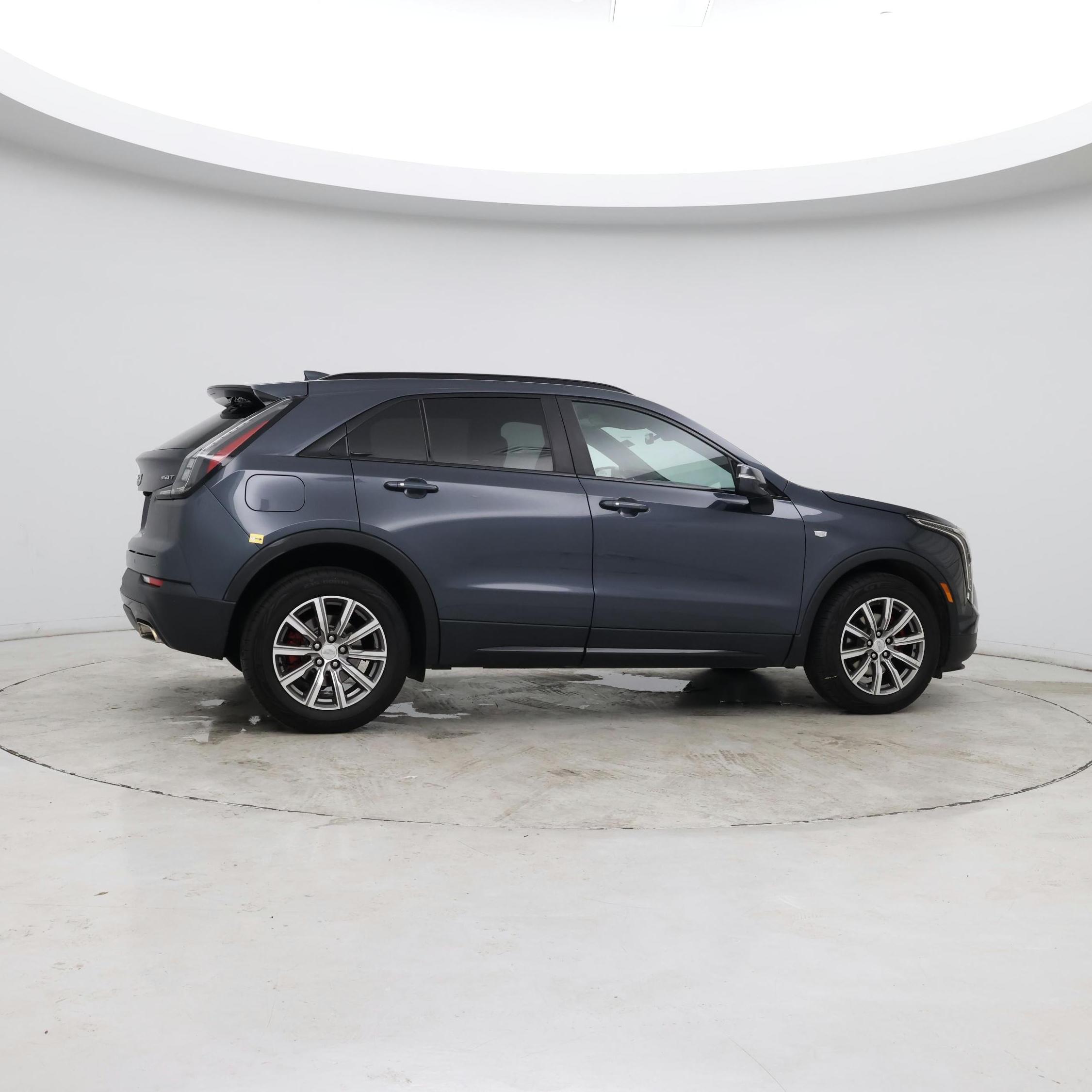 Thumbnail: 2021 Cadillac XT4 - 8
